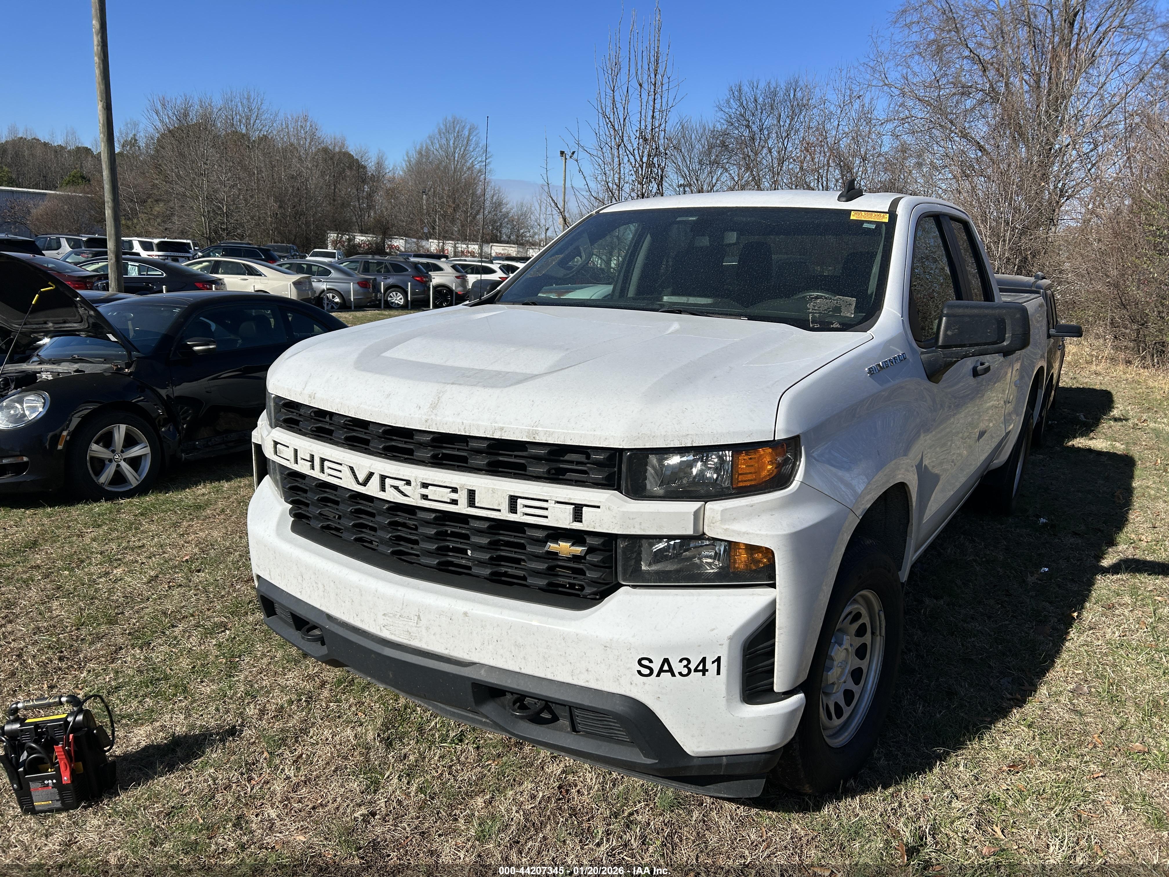 CHEVROLET SILVERADO image 2