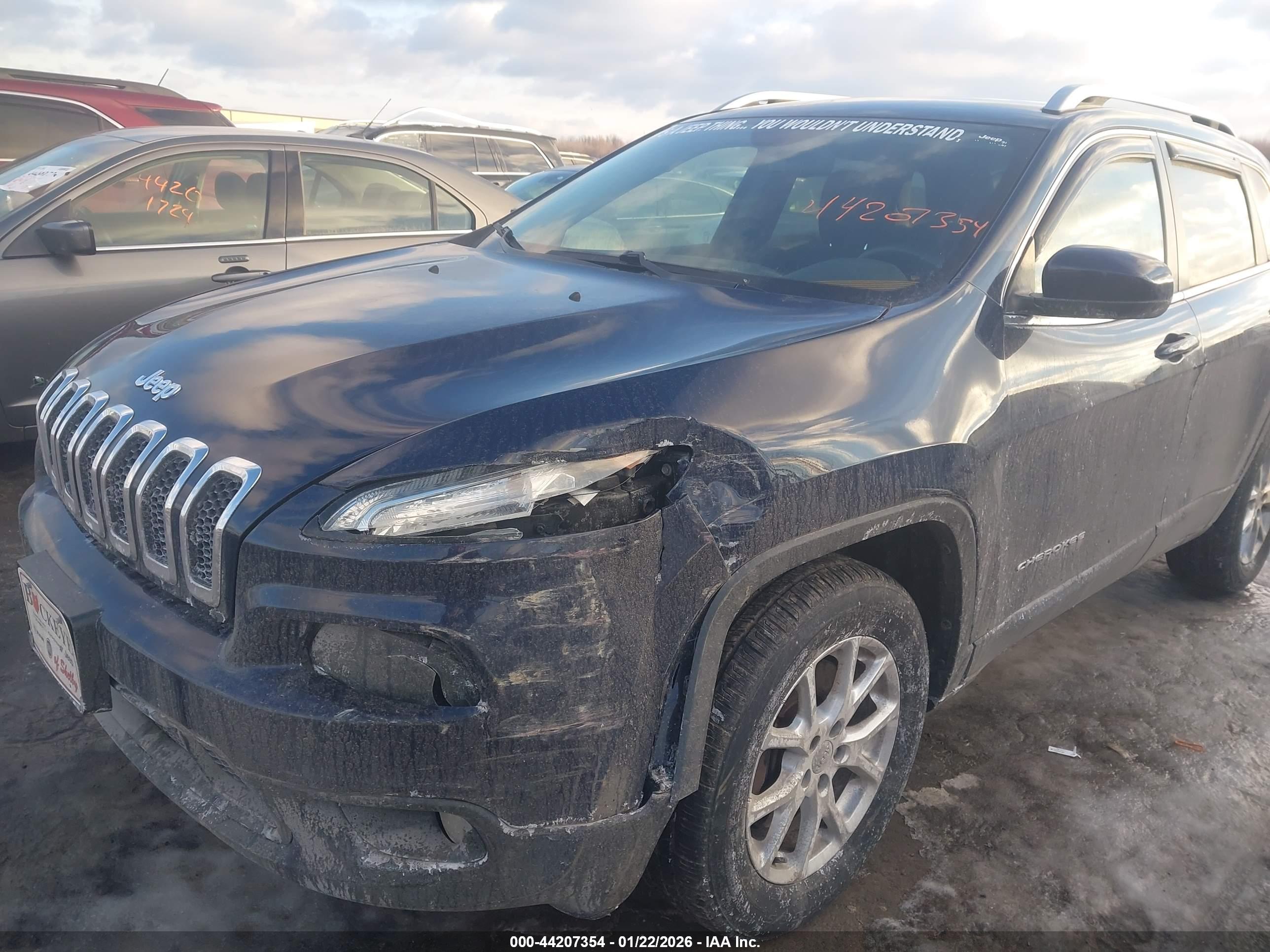 JEEP CHEROKEE image 6