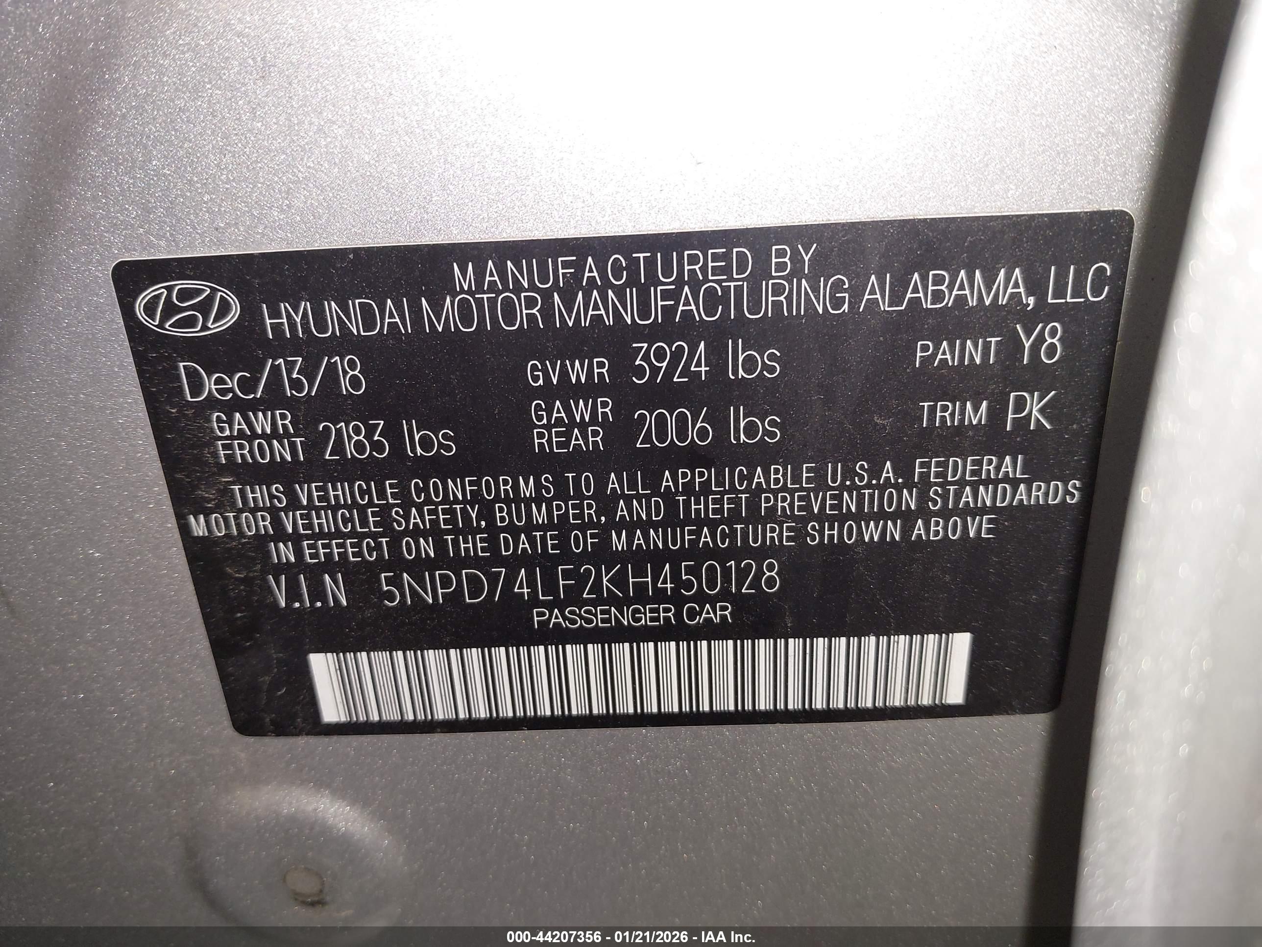HYUNDAI ELANTRA image 9