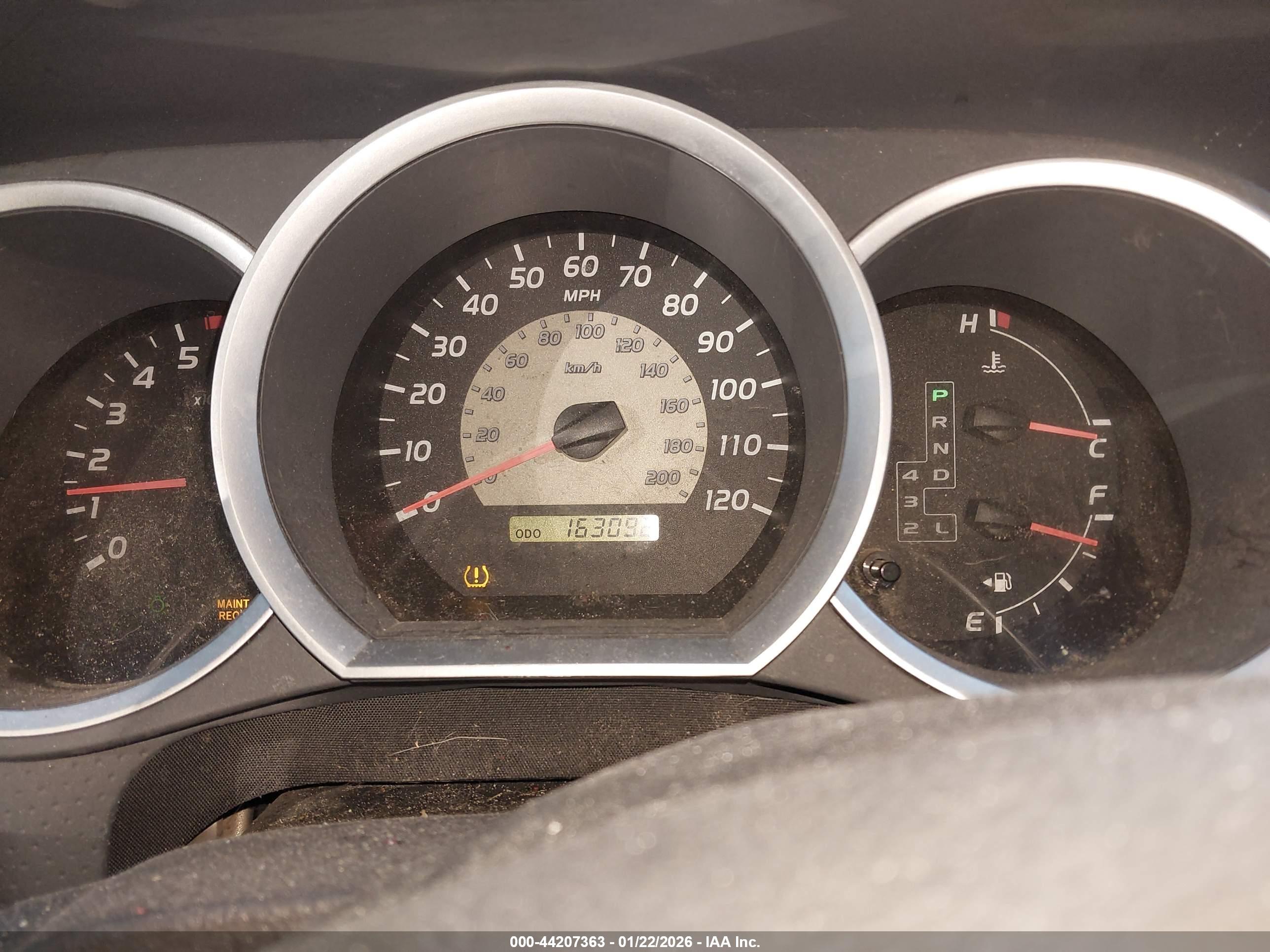 TOYOTA TACOMA image 7