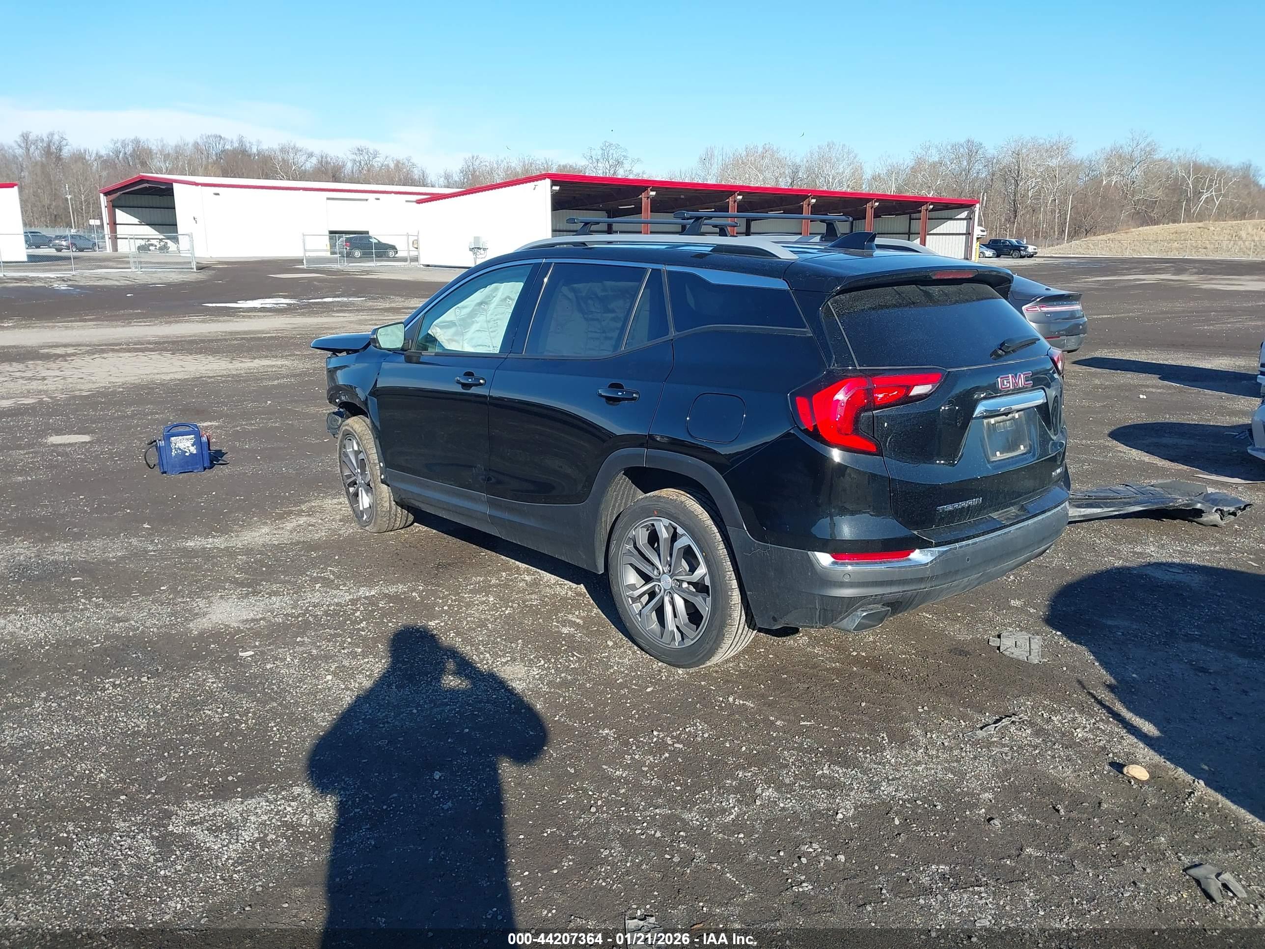 GMC TERRAIN image 3