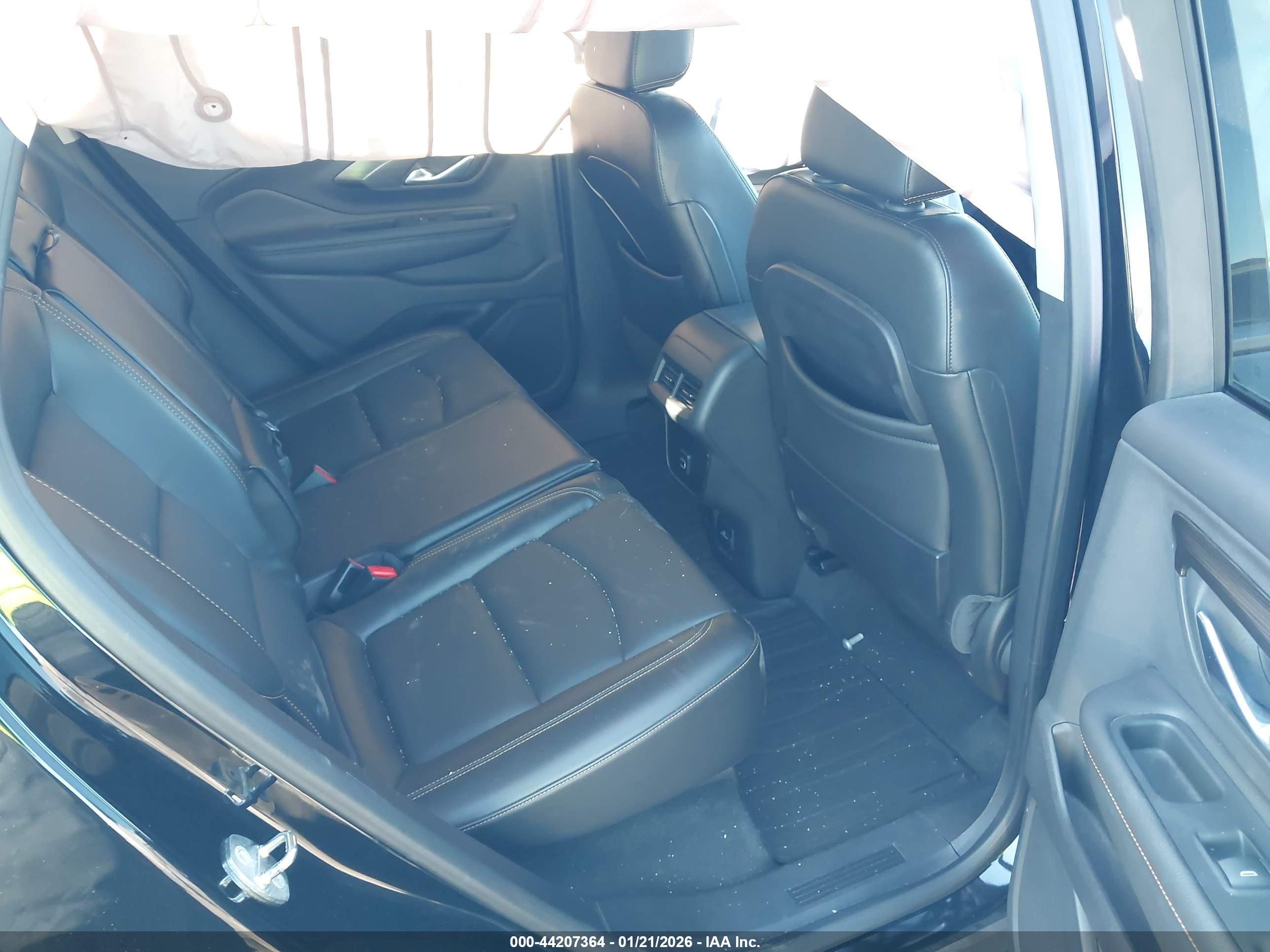 GMC TERRAIN image 8