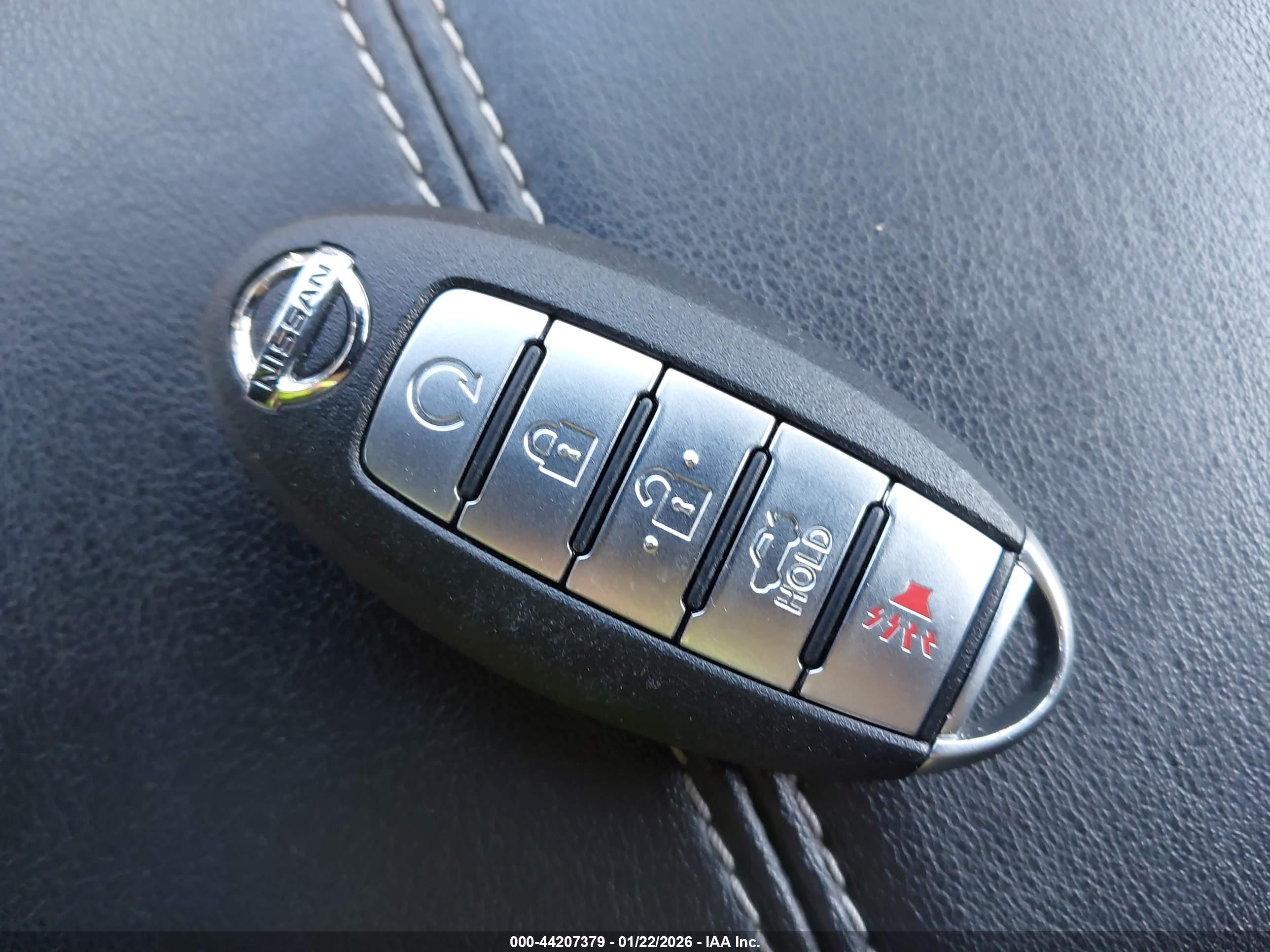 NISSAN ALTIMA image 11