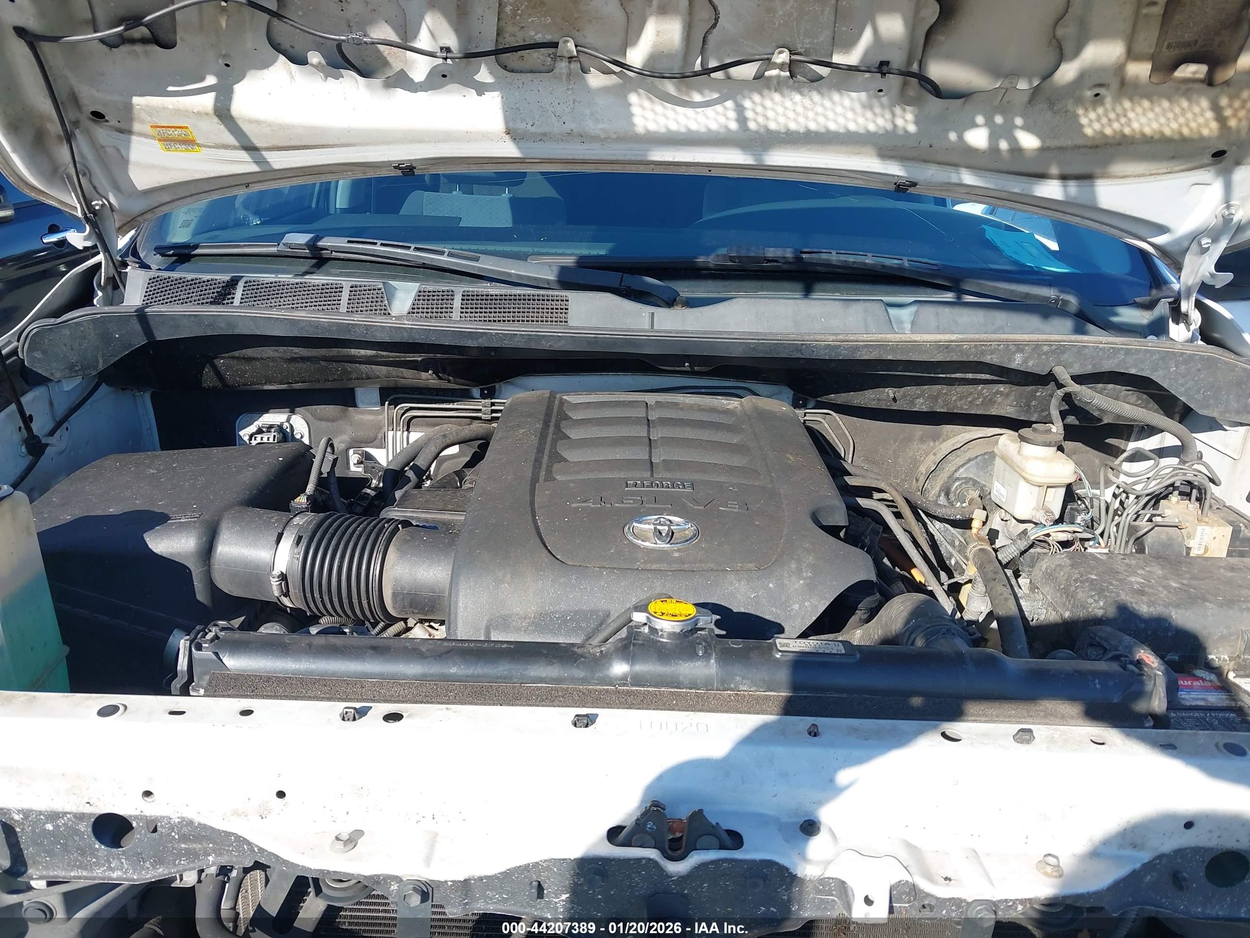 TOYOTA TUNDRA image 10