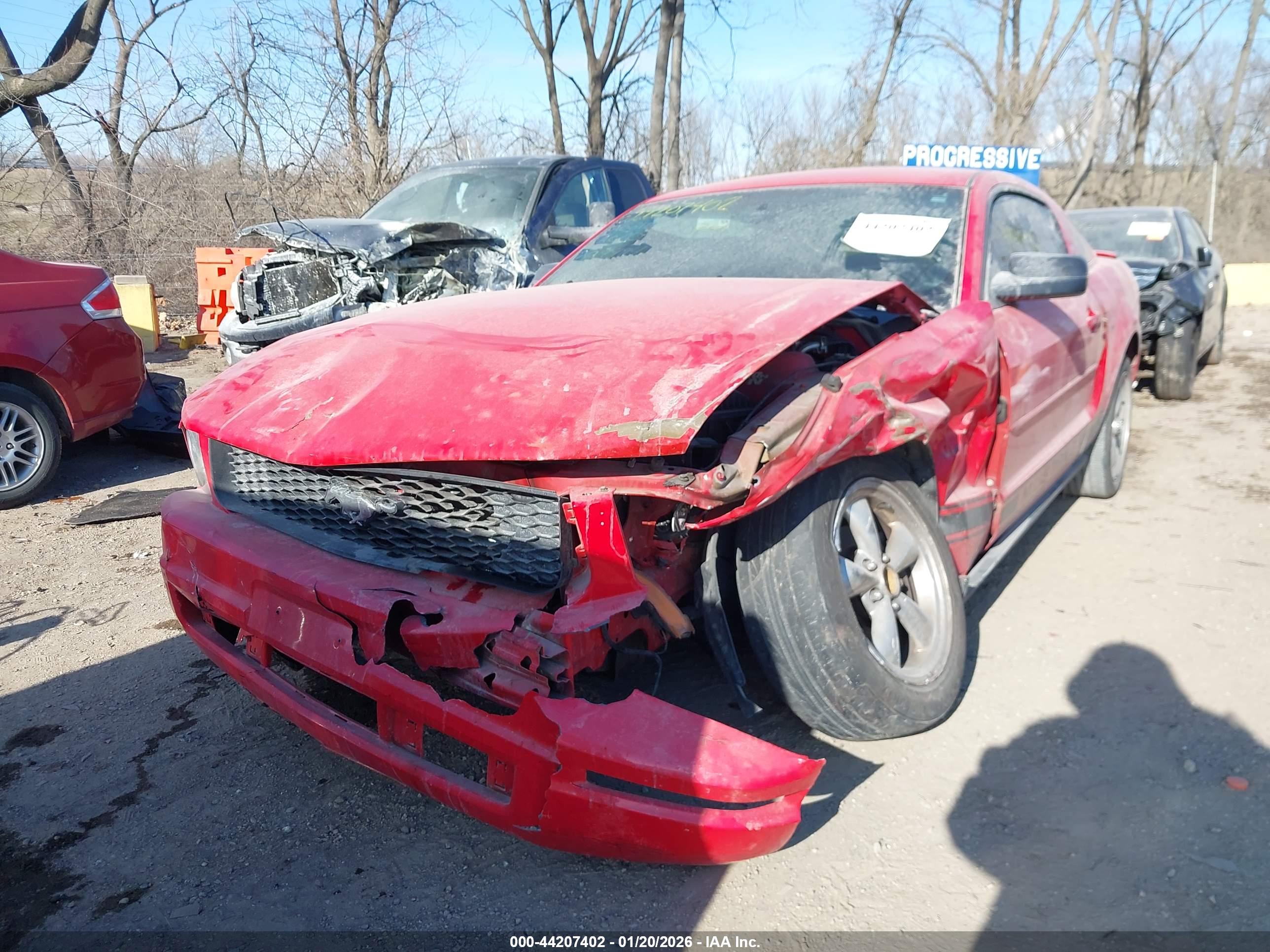 FORD MUSTANG image 6