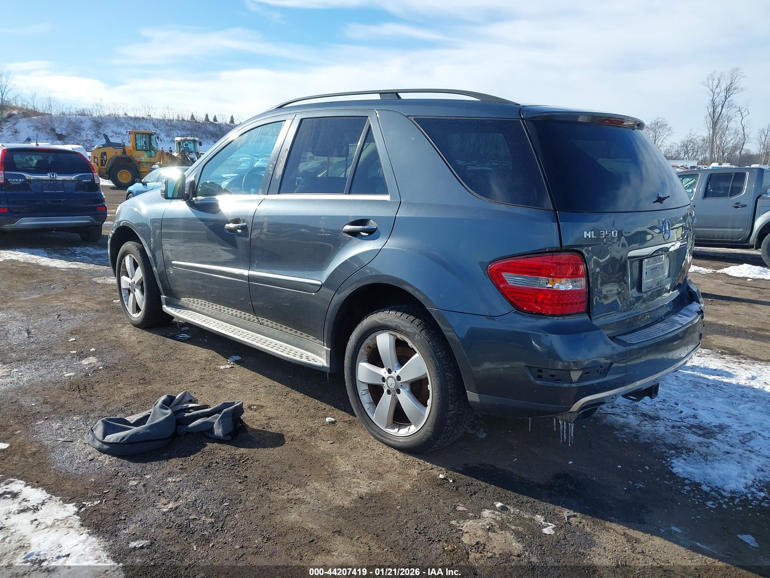 MERCEDES-BENZ ML image 3