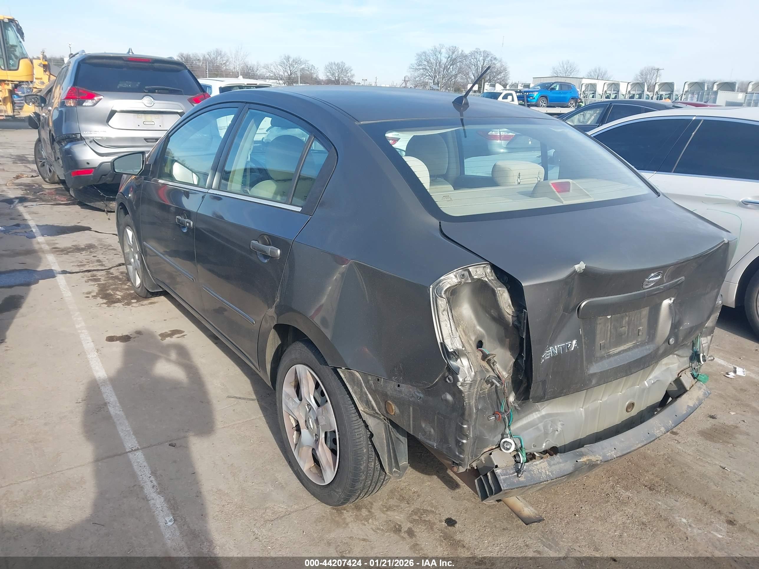 NISSAN SENTRA image 3