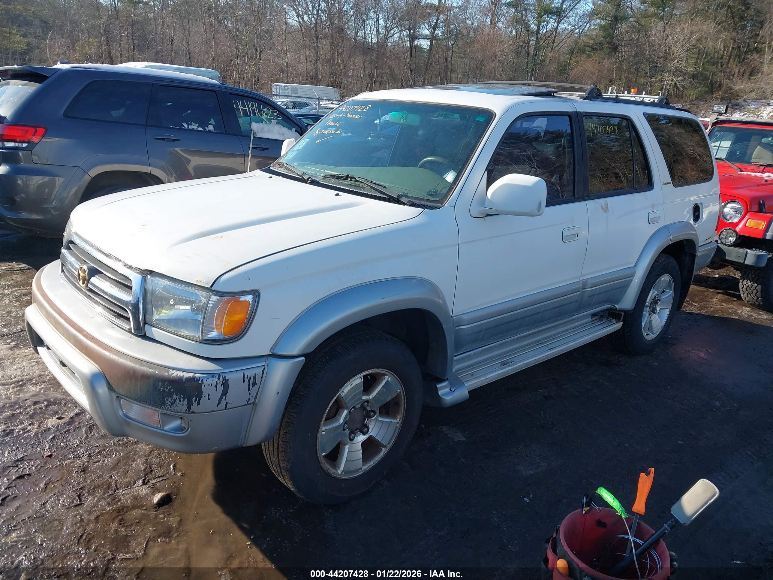 TOYOTA 4RUNNER image 2