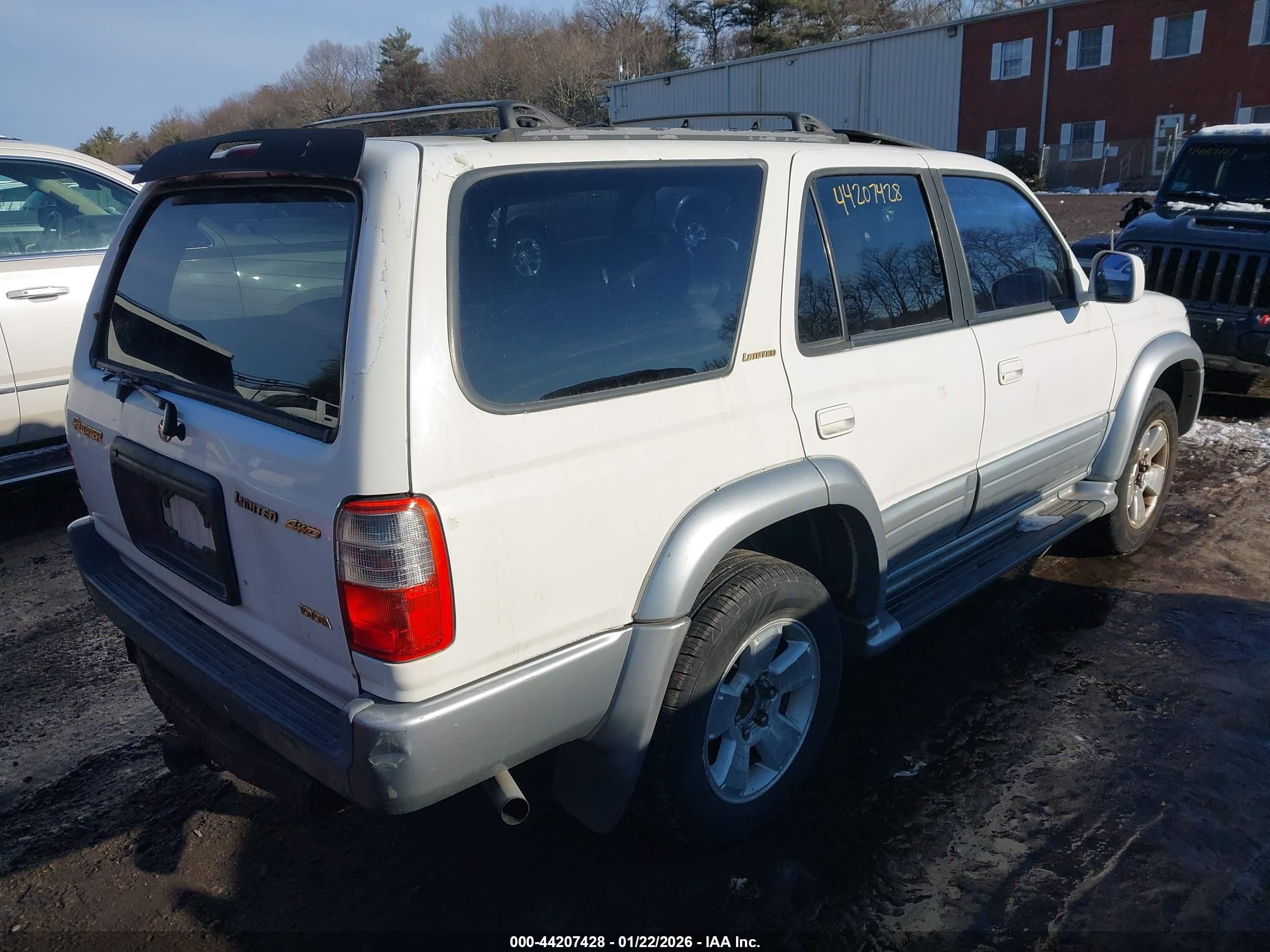 TOYOTA 4RUNNER image 4