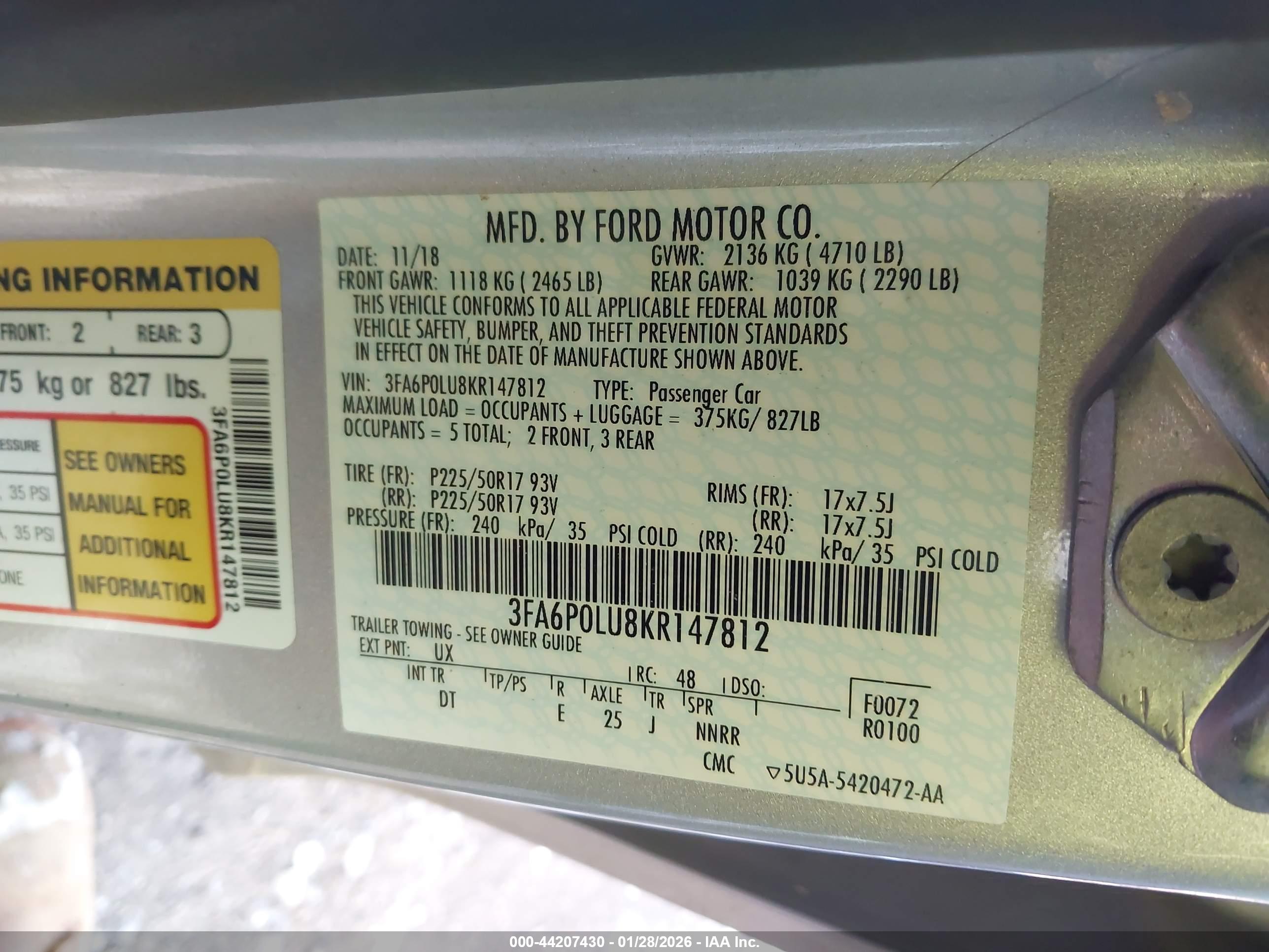 FORD FUSION image 9