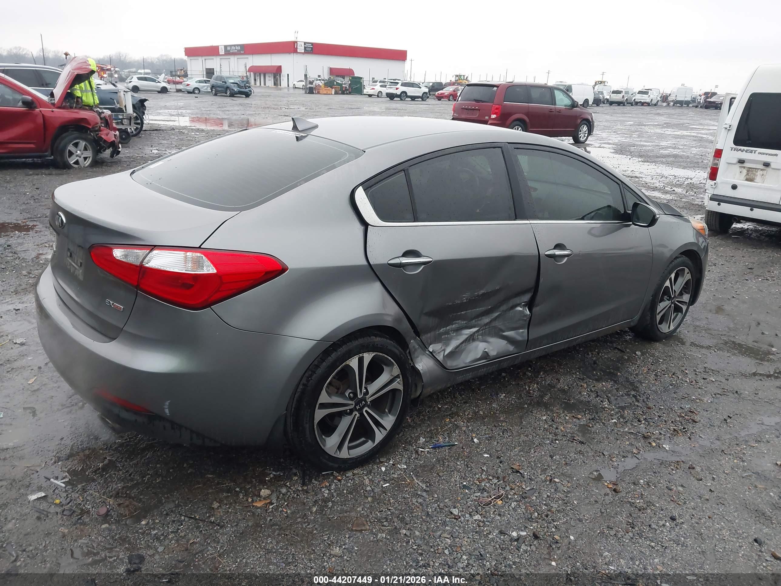KIA FORTE image 4
