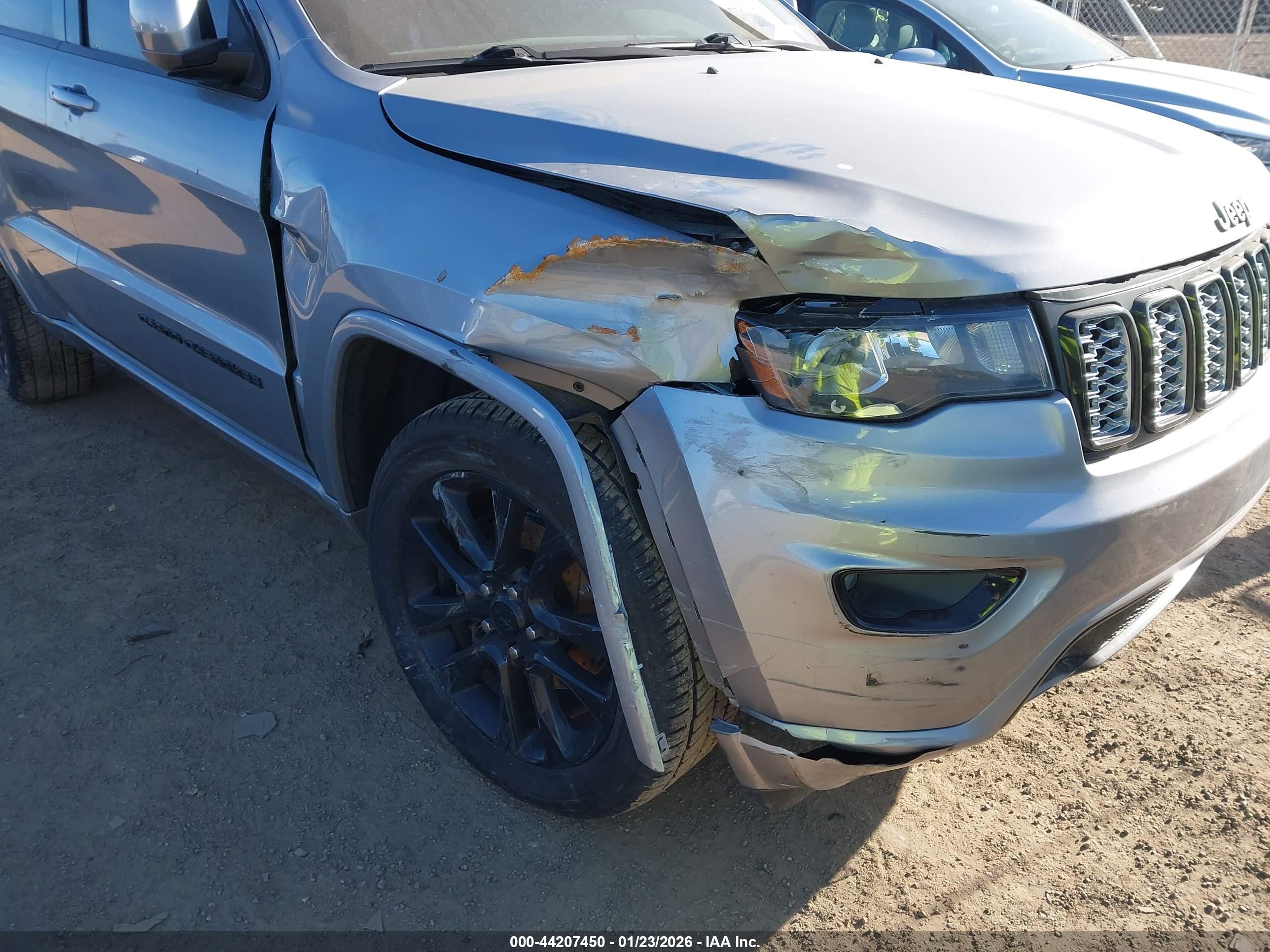 JEEP GRAND image 6