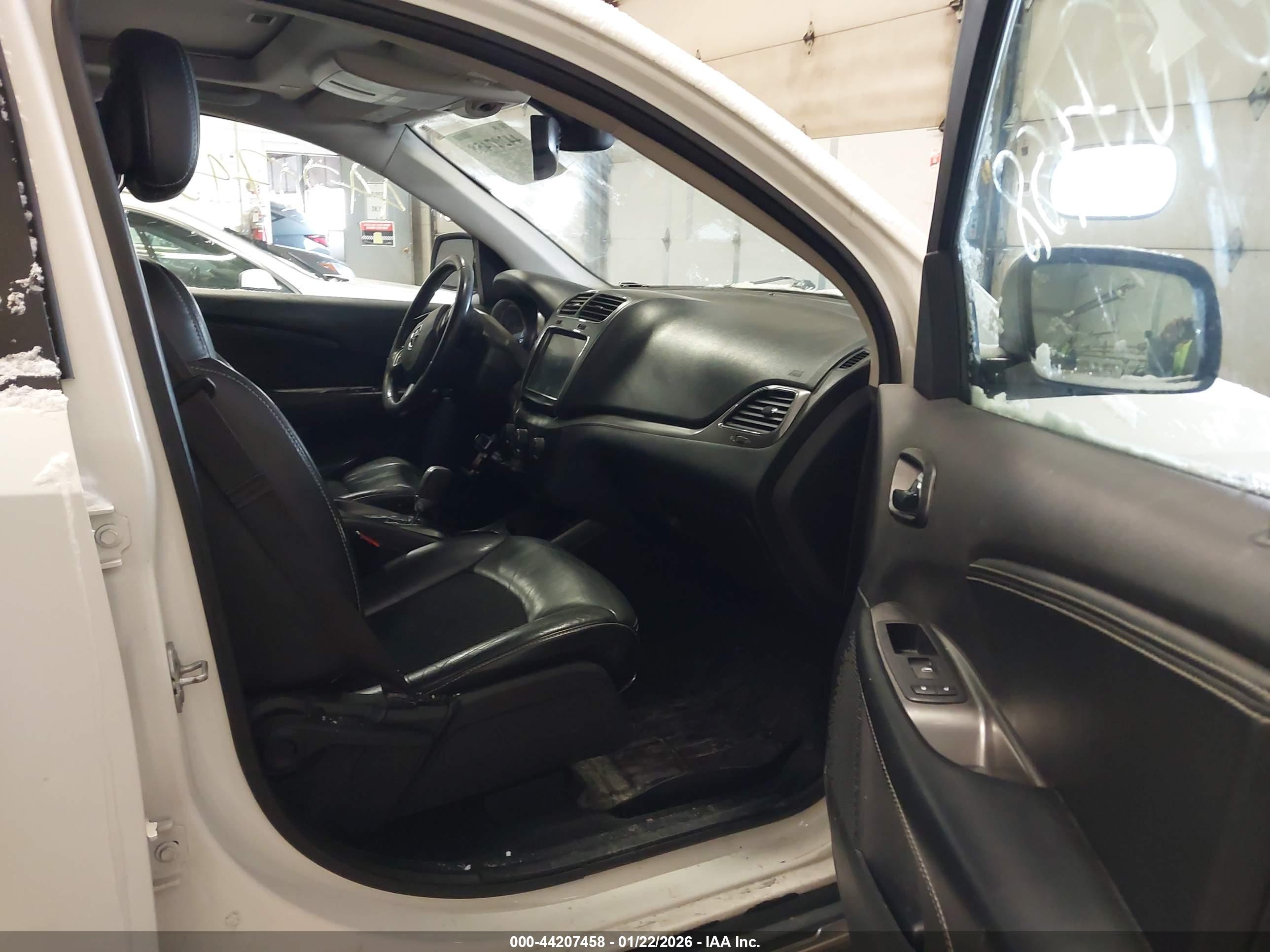DODGE JOURNEY image 5