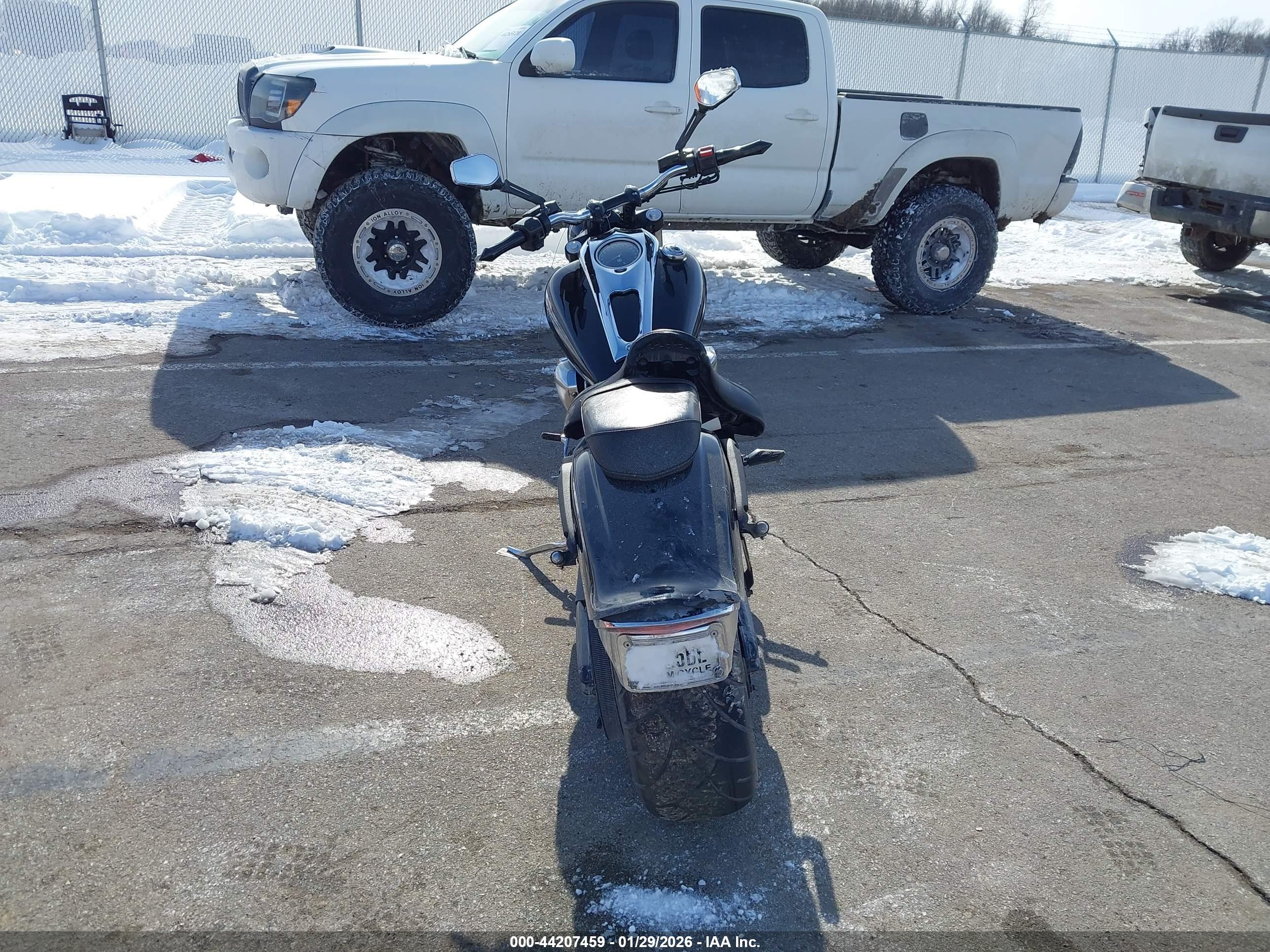 YAMAHA XV1900 image 6