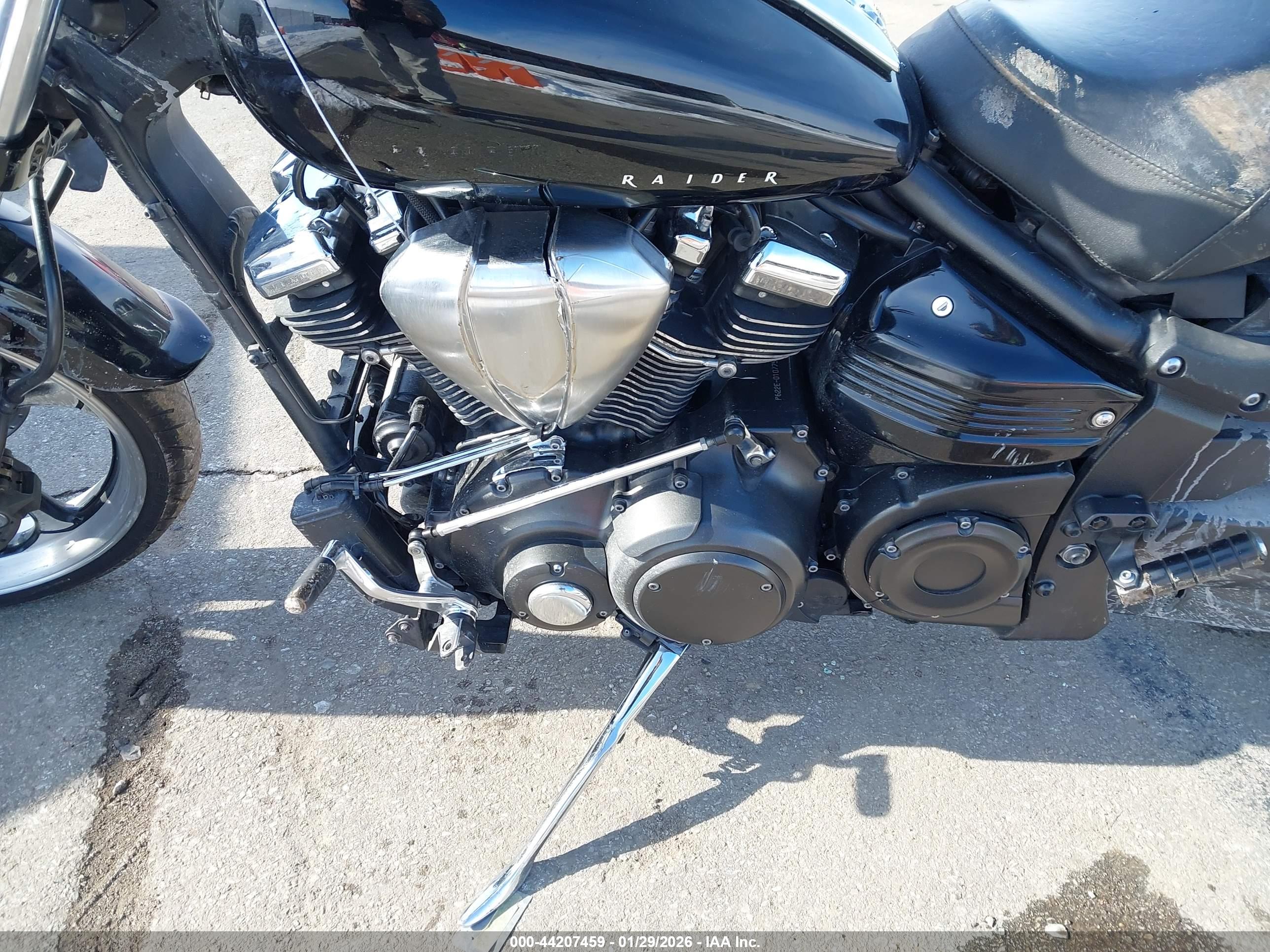 YAMAHA XV1900 image 9
