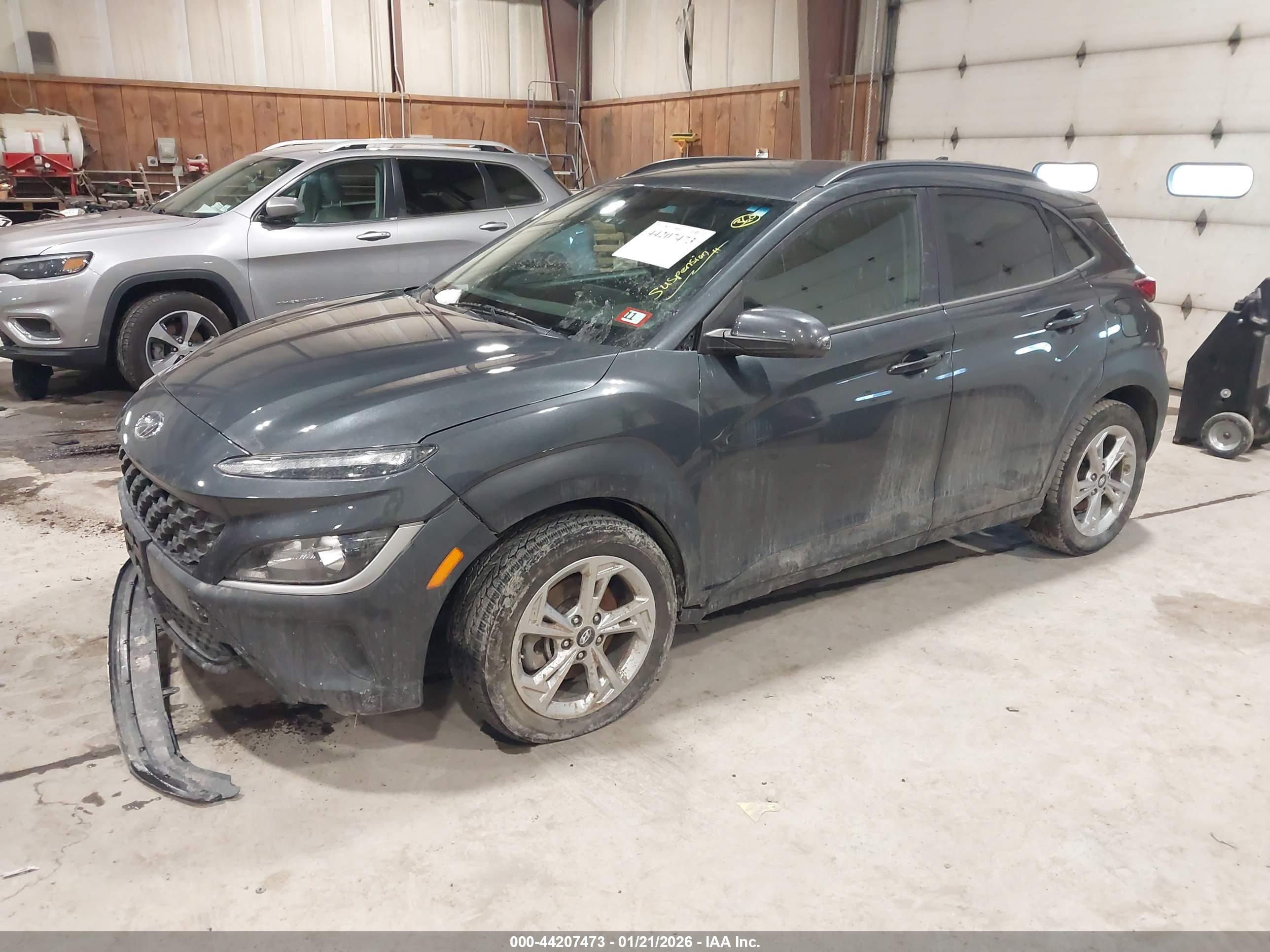 HYUNDAI KONA image 2