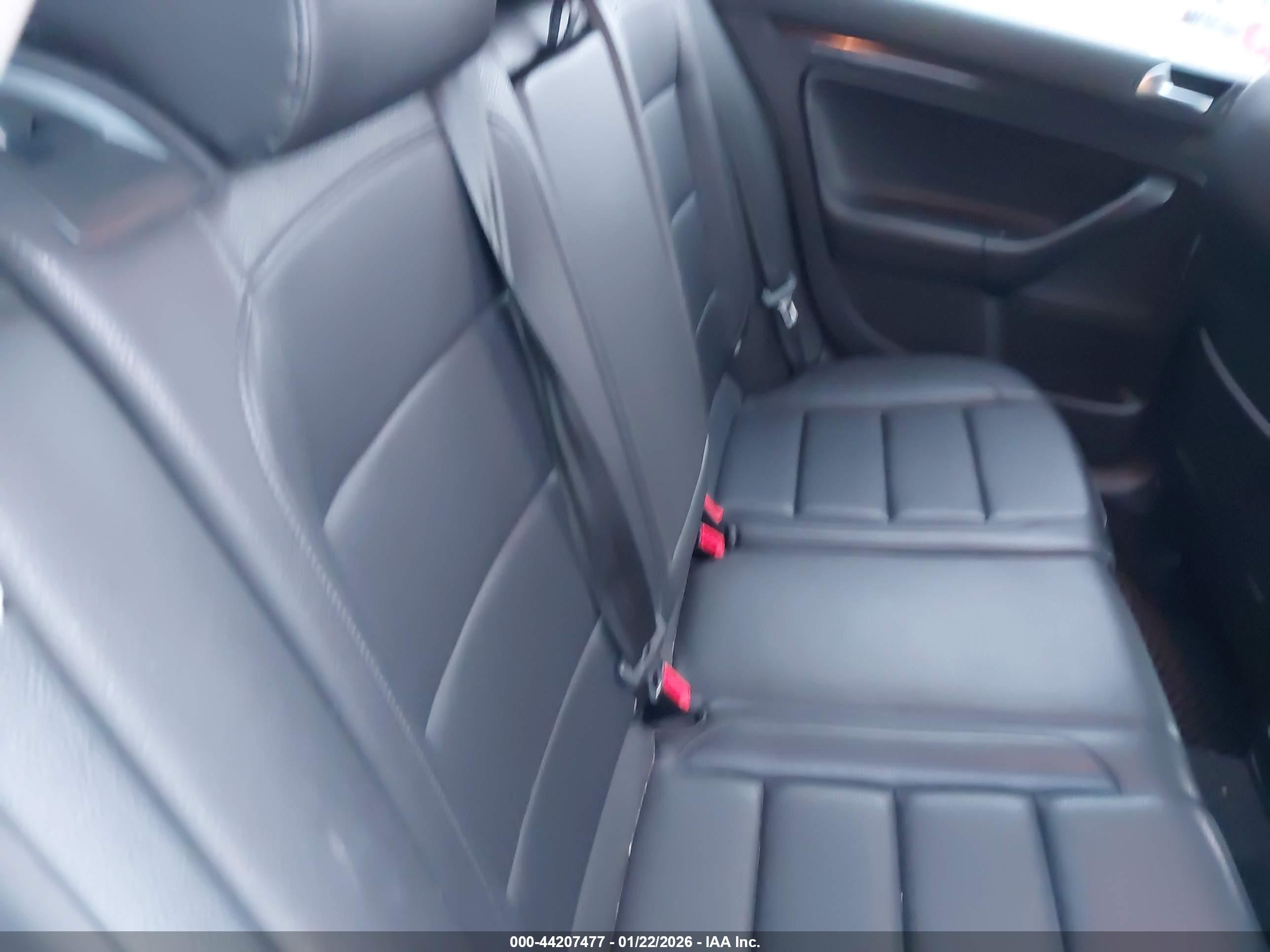 VOLKSWAGEN JETTA image 8