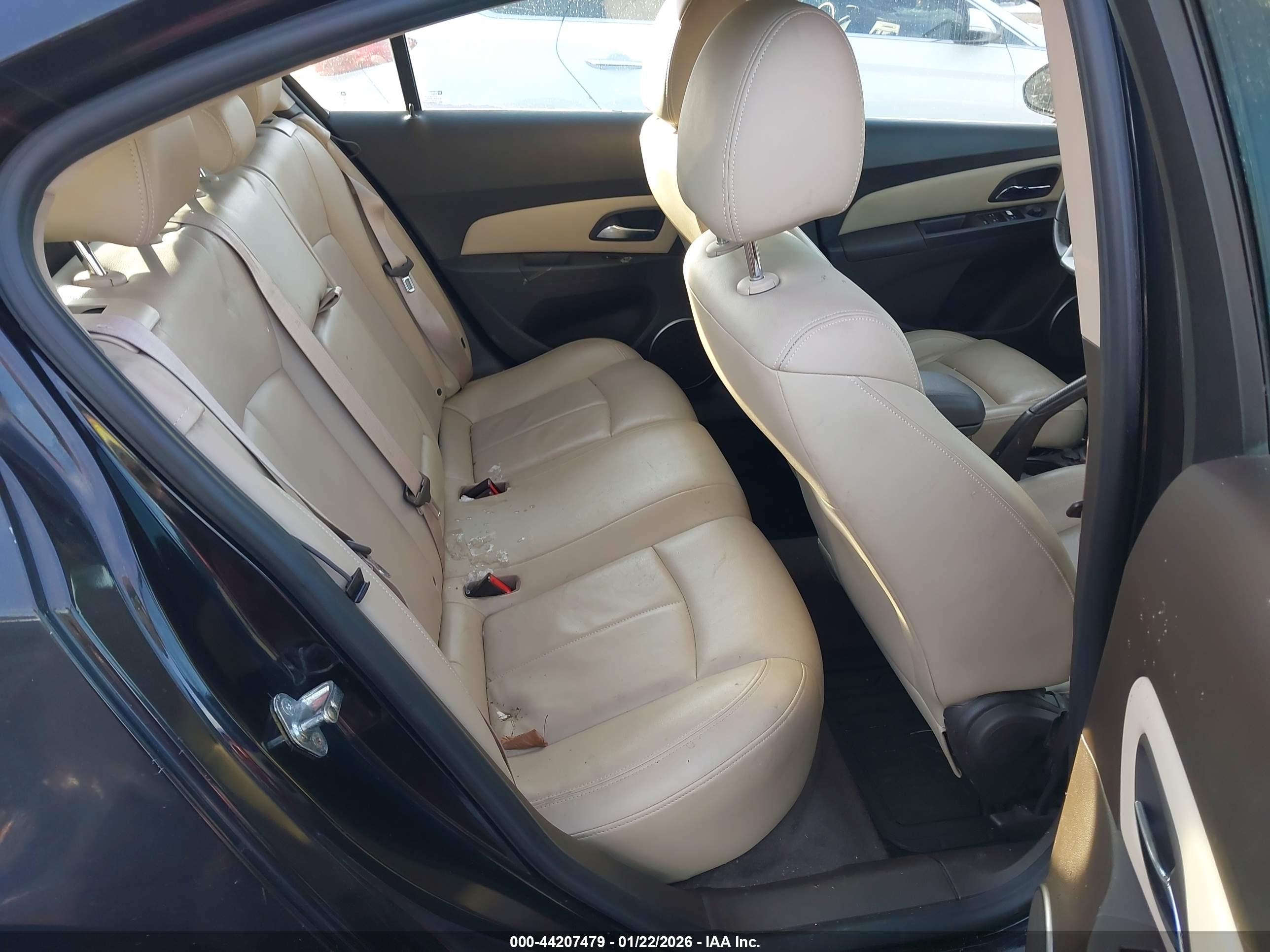 CHEVROLET CRUZE image 8