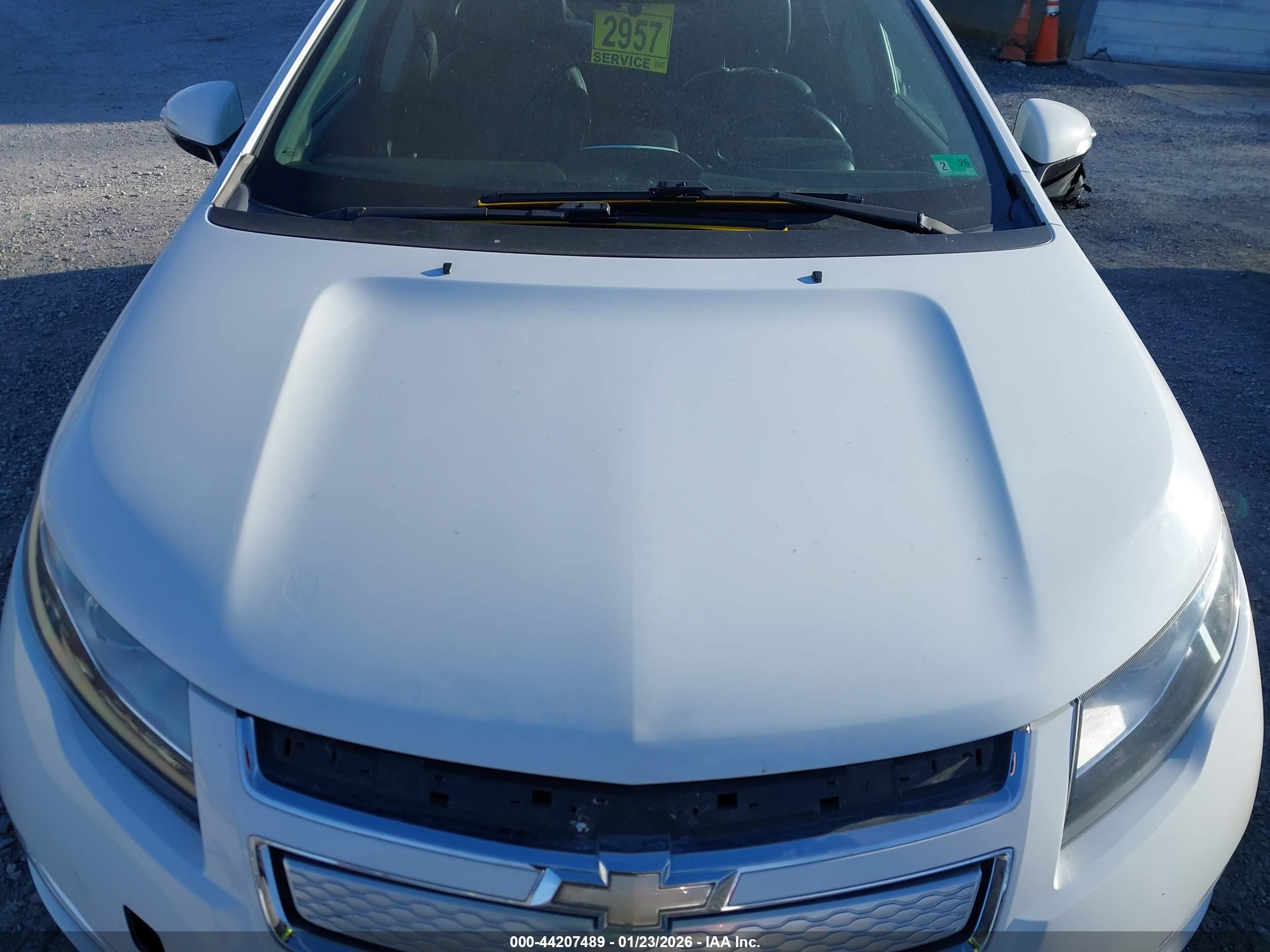 CHEVROLET VOLT image 10