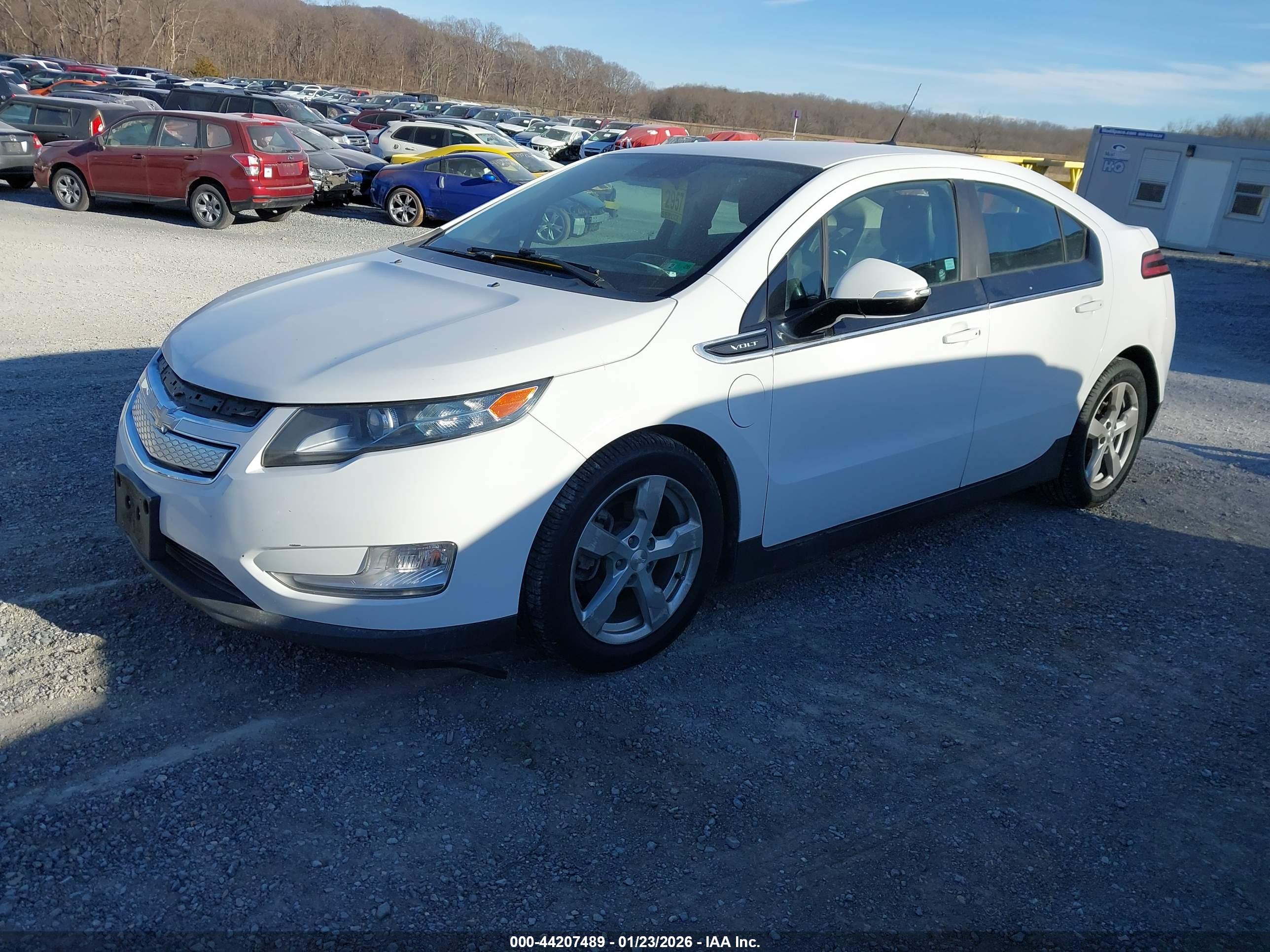 CHEVROLET VOLT image 2