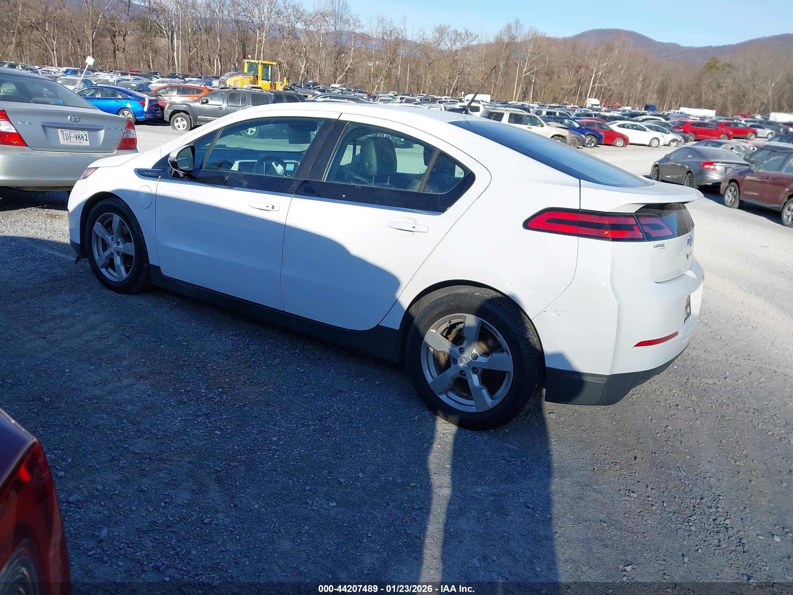 CHEVROLET VOLT image 3