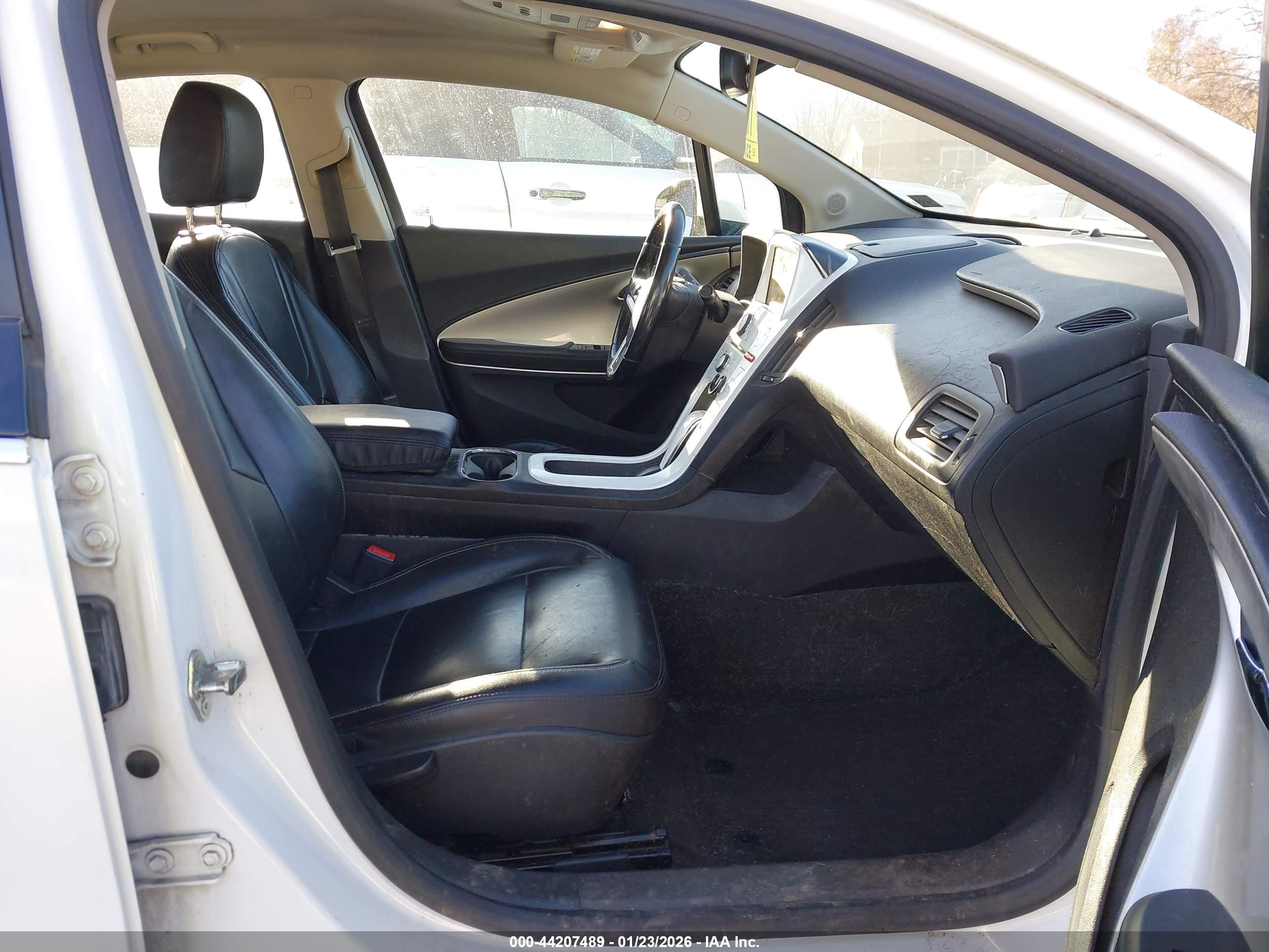 CHEVROLET VOLT image 5