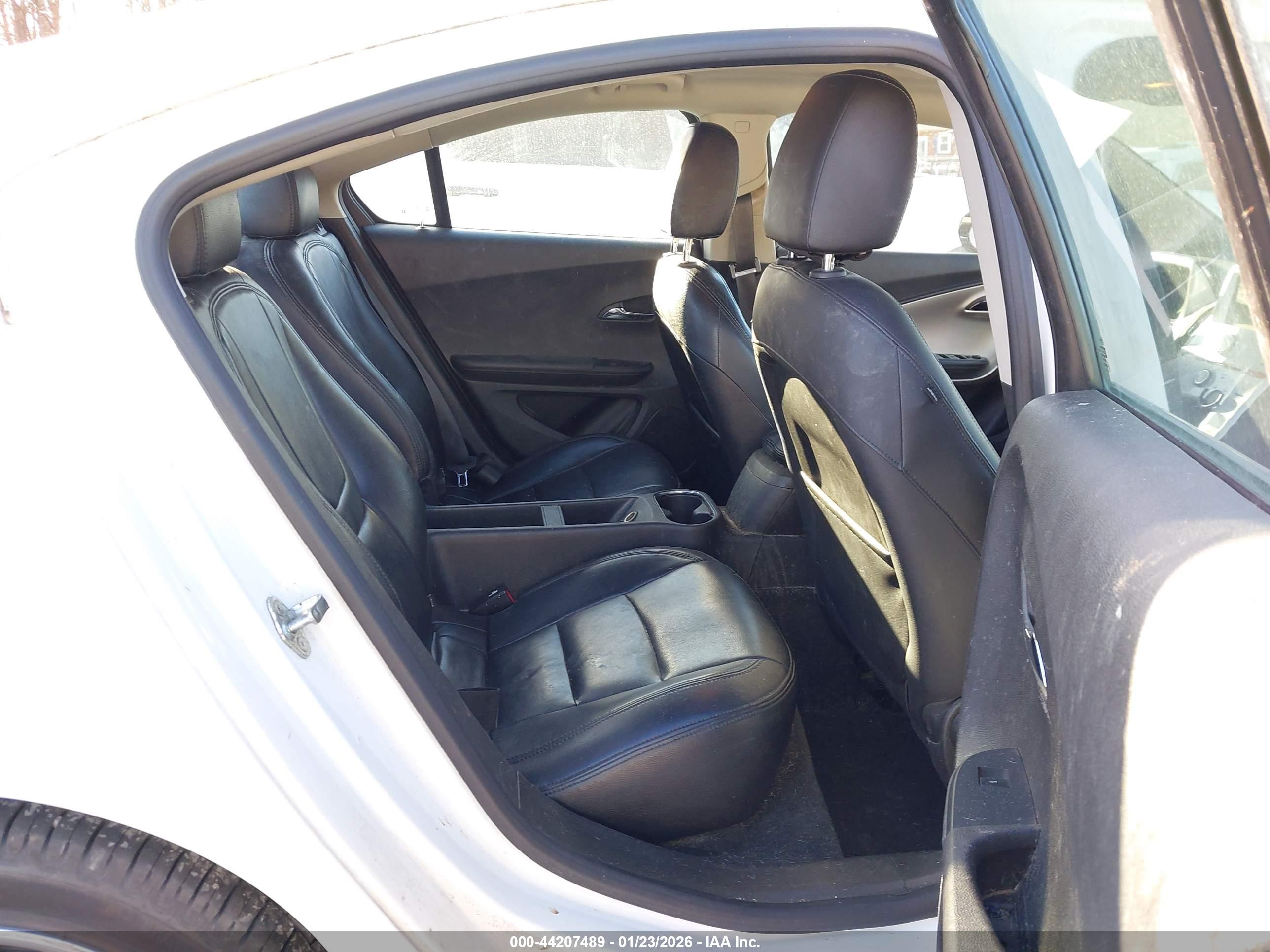 CHEVROLET VOLT image 8