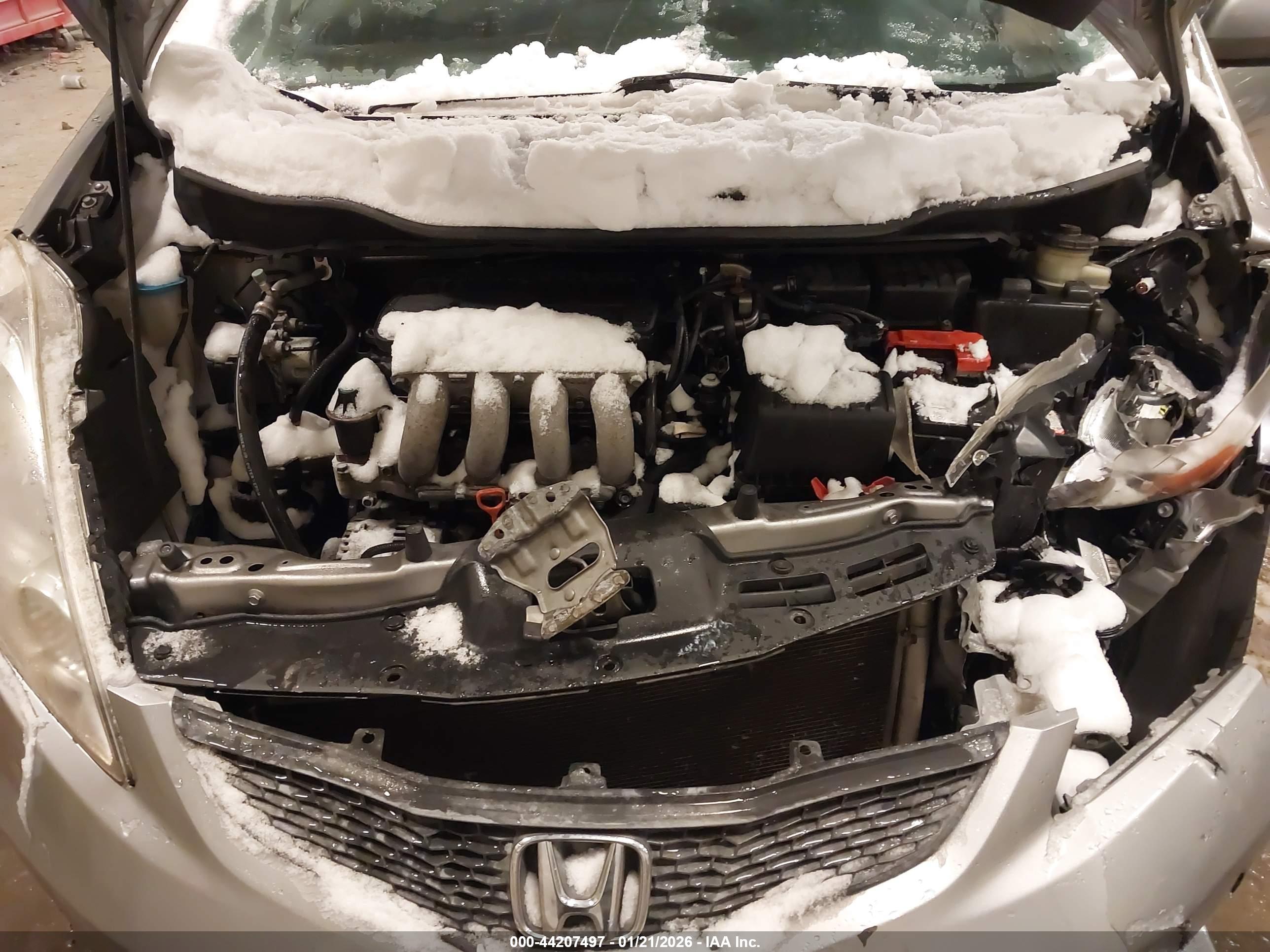 HONDA FIT image 10
