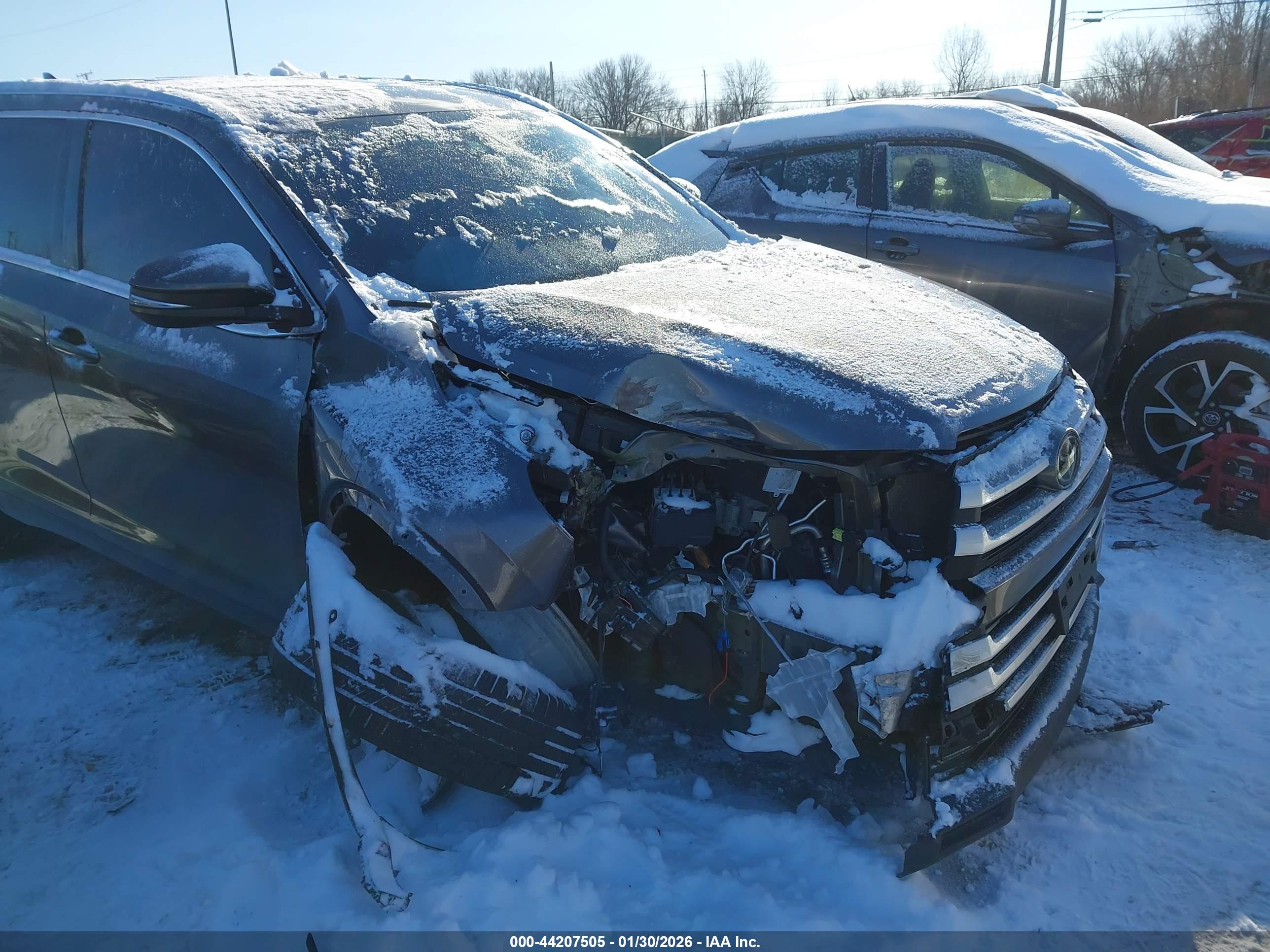 TOYOTA HIGHLANDER image 6