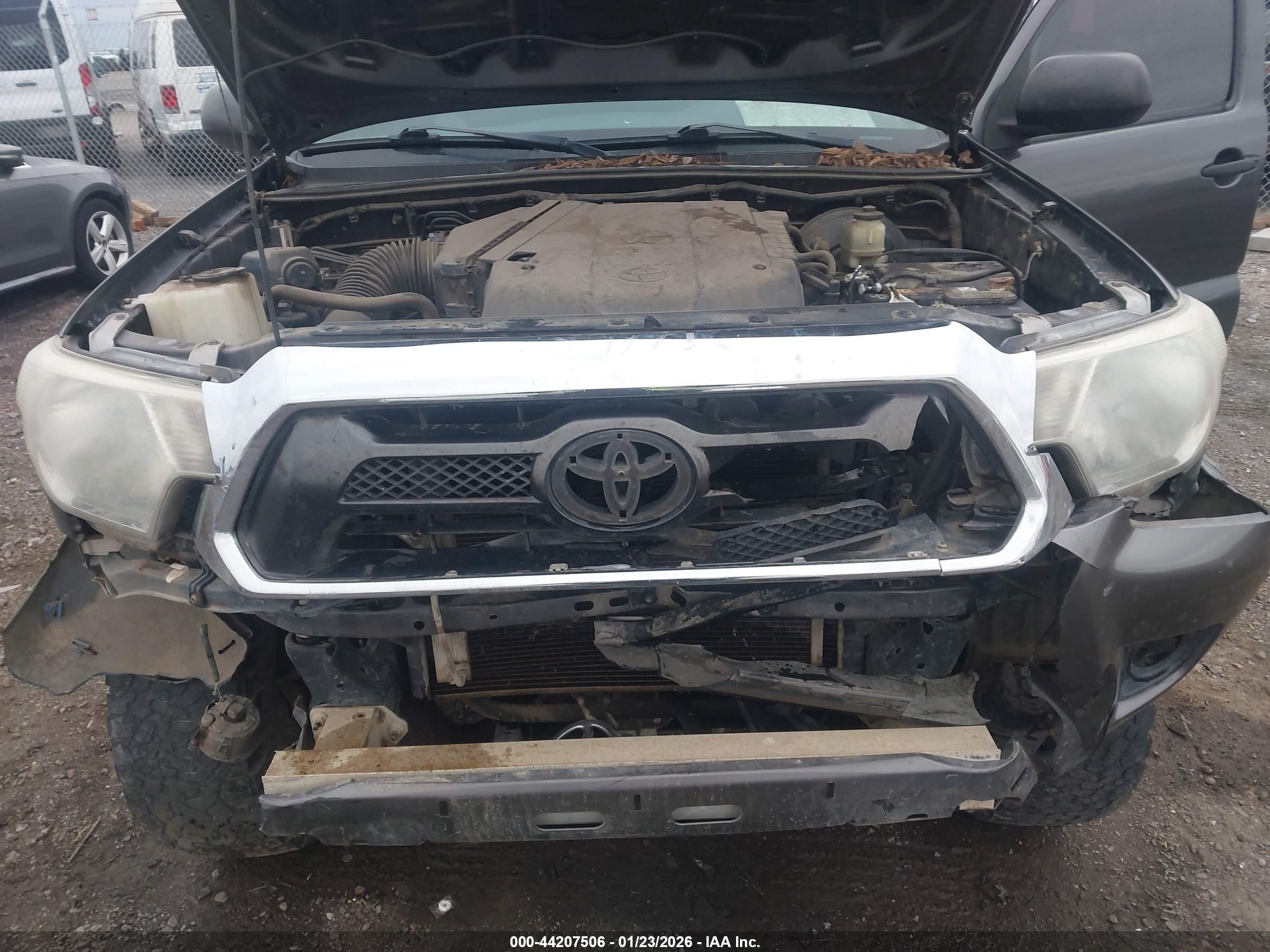TOYOTA TACOMA image 10