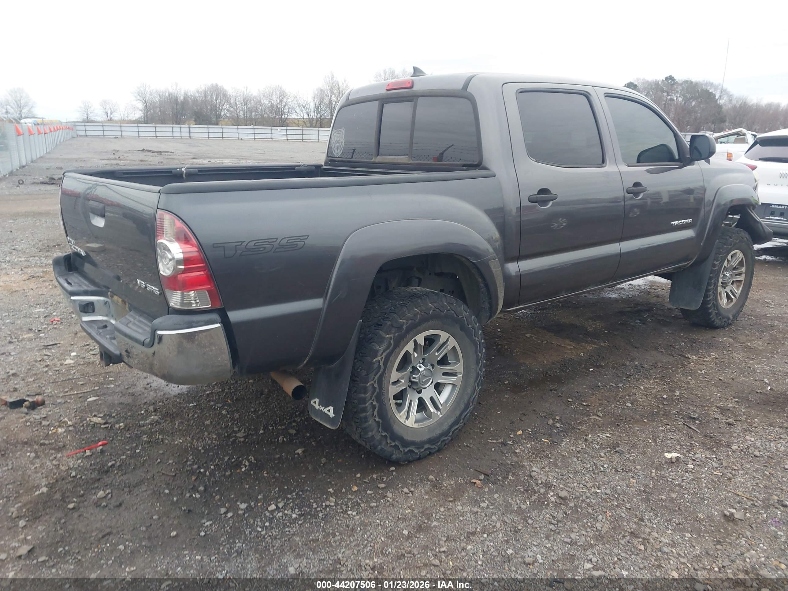 TOYOTA TACOMA image 4