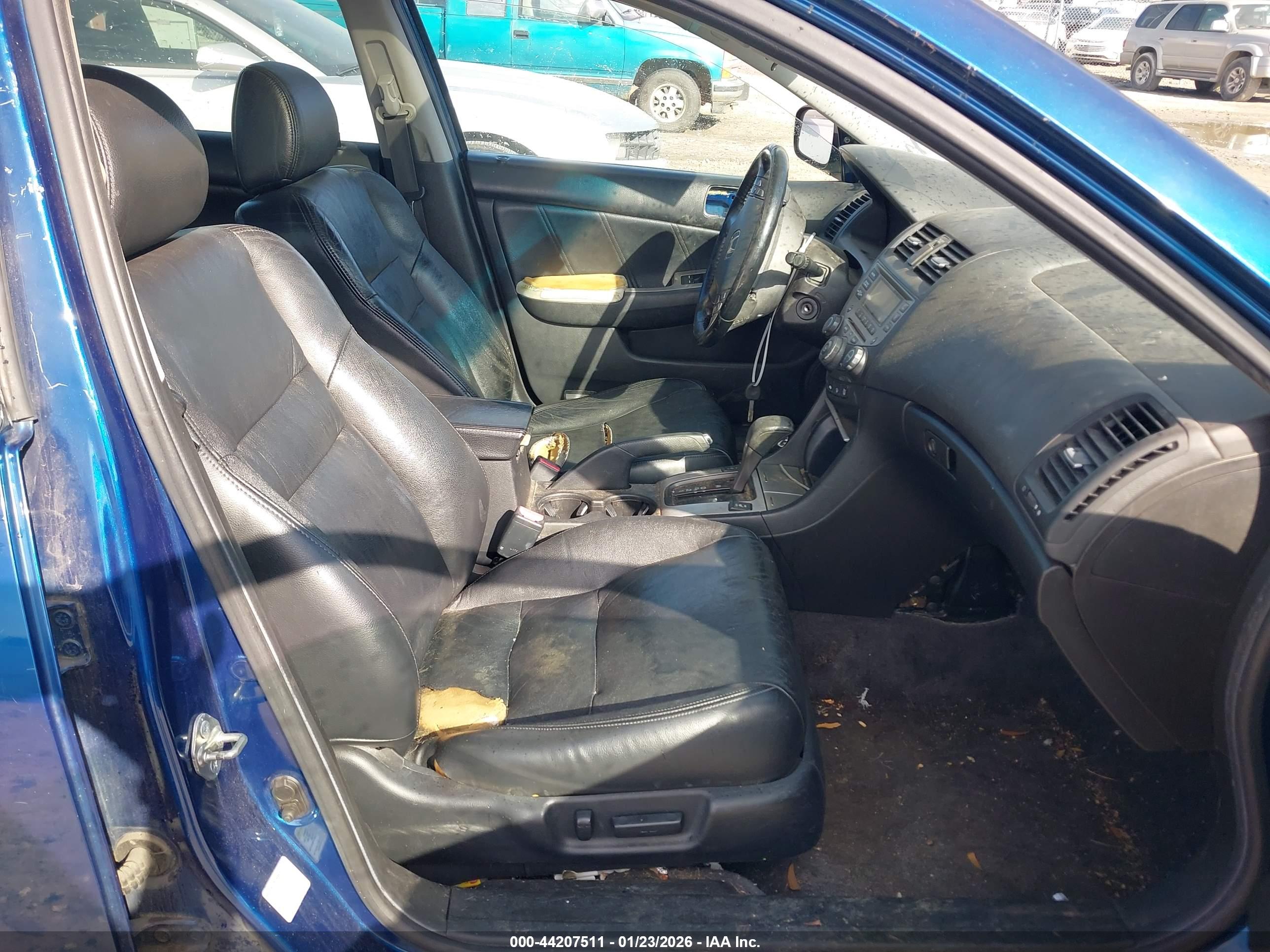 HONDA ACCORD image 5