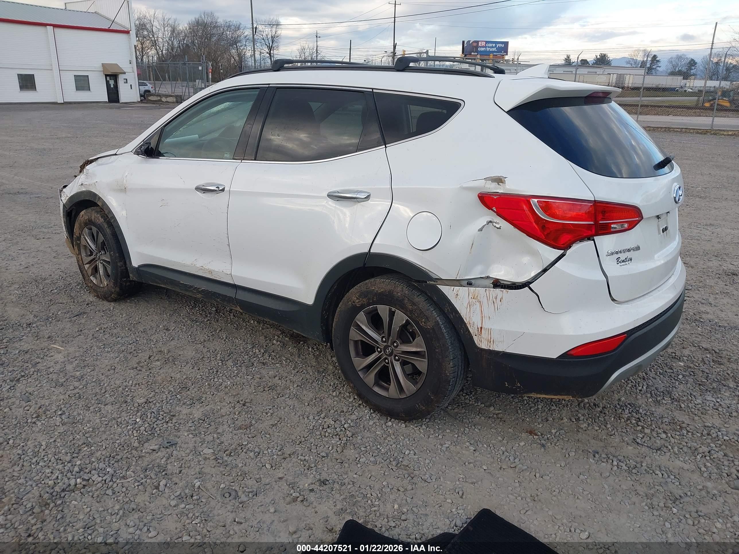 HYUNDAI SANTA image 3