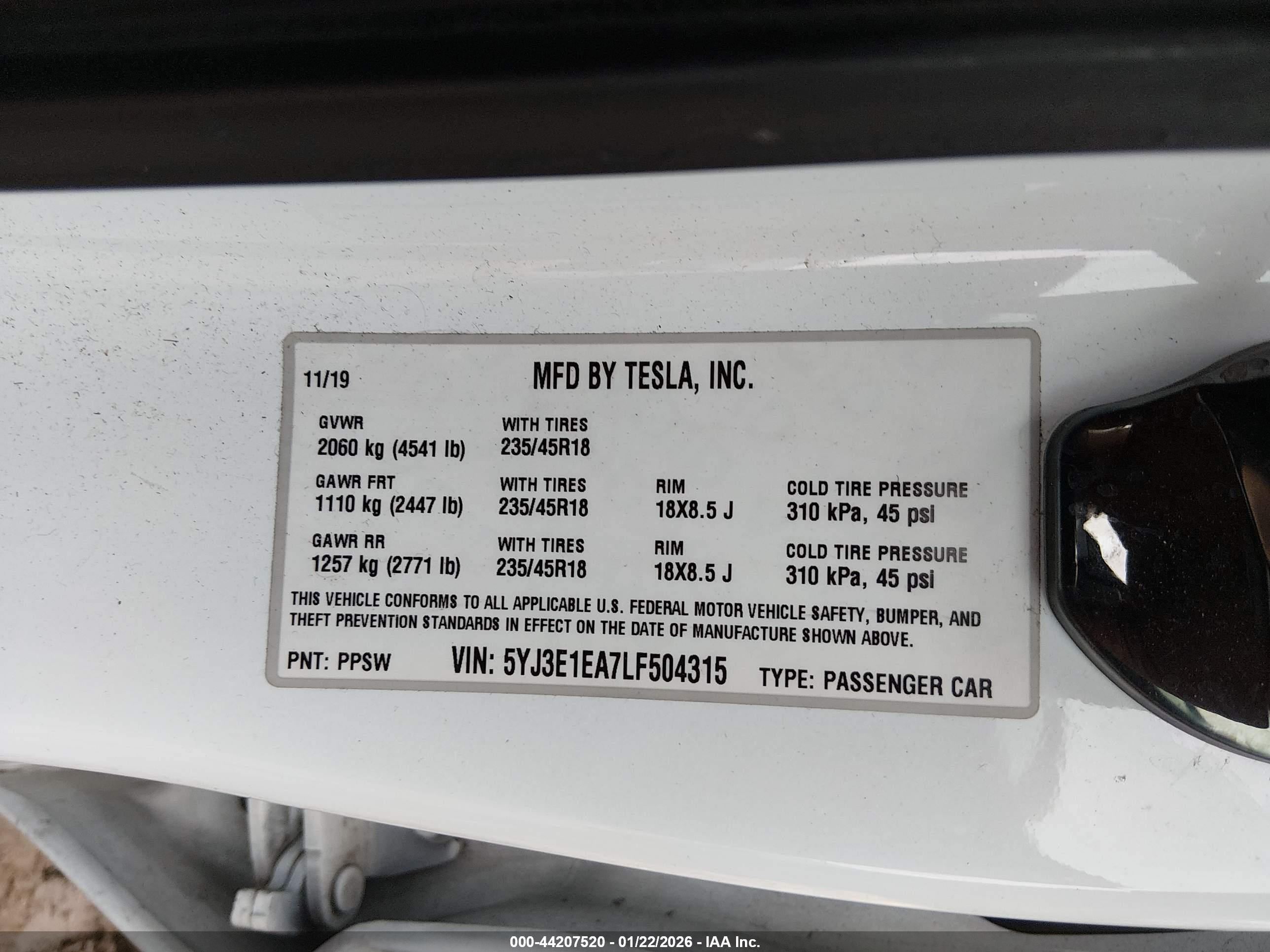 TESLA MODEL image 9