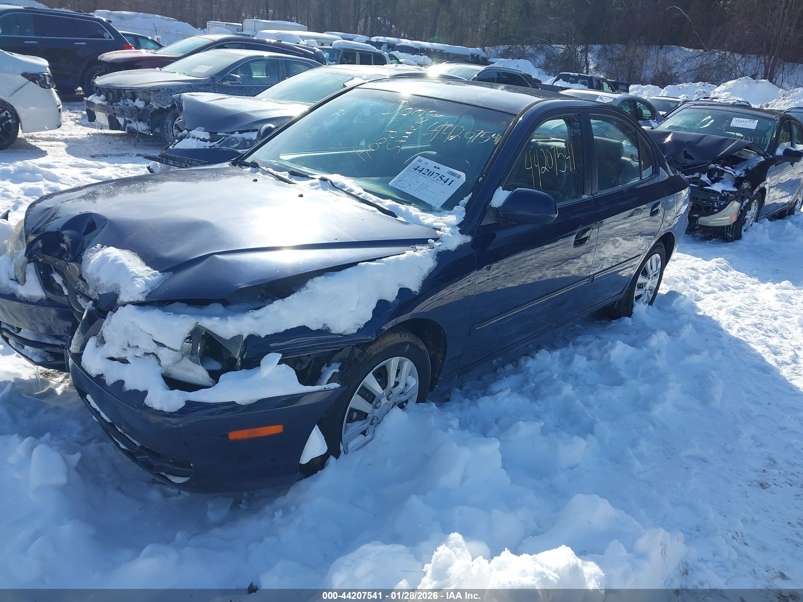 HYUNDAI ELANTRA image 2