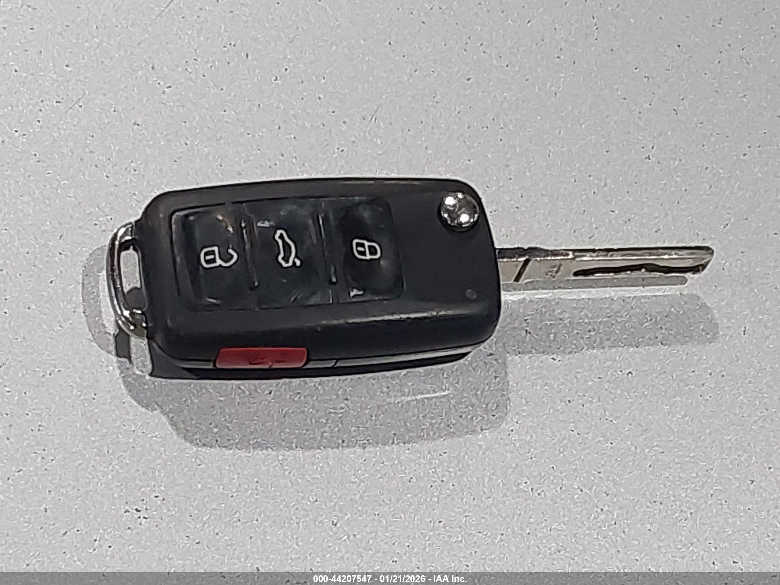 VOLKSWAGEN PASSAT image 11
