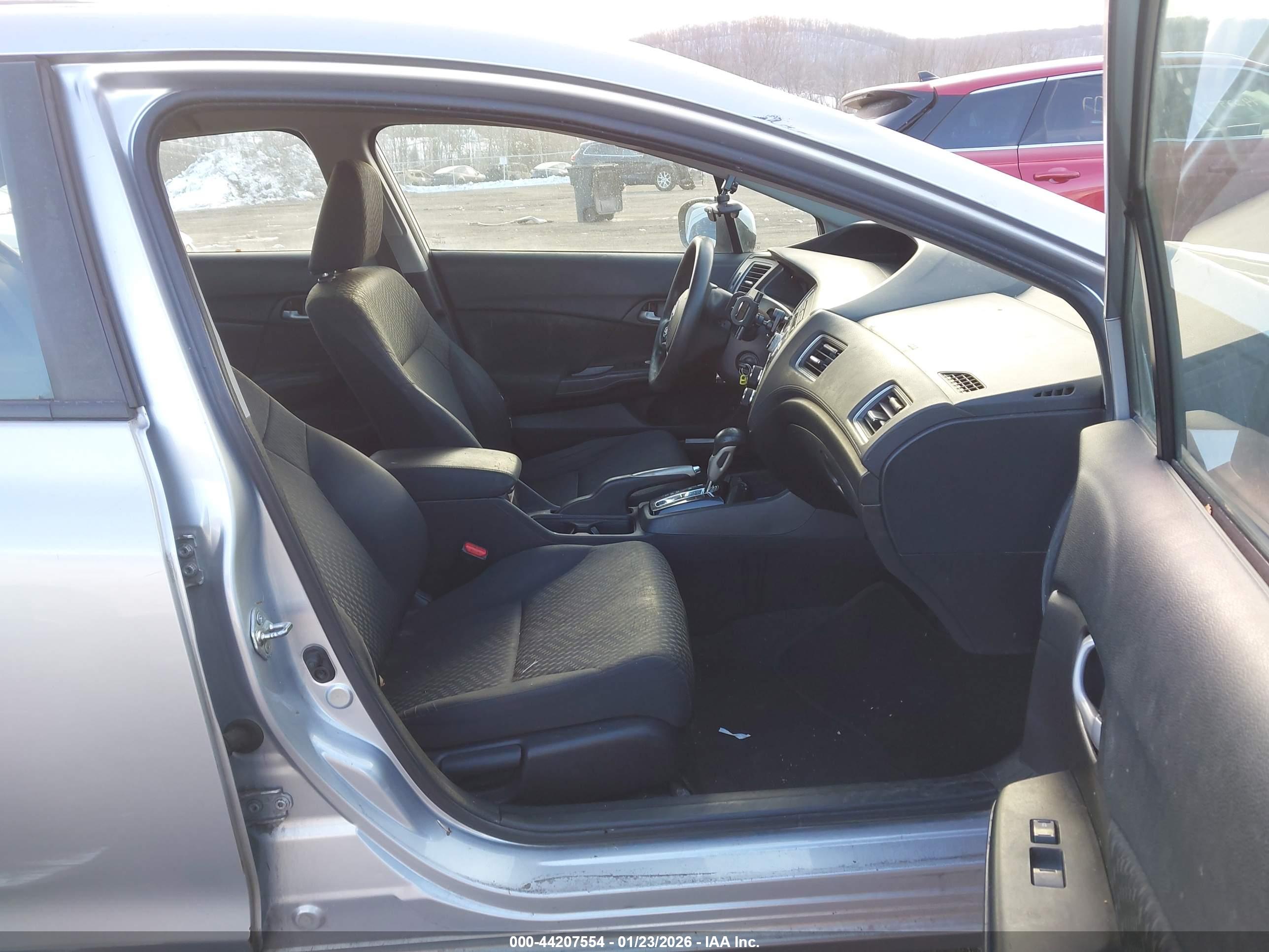 HONDA CIVIC image 5