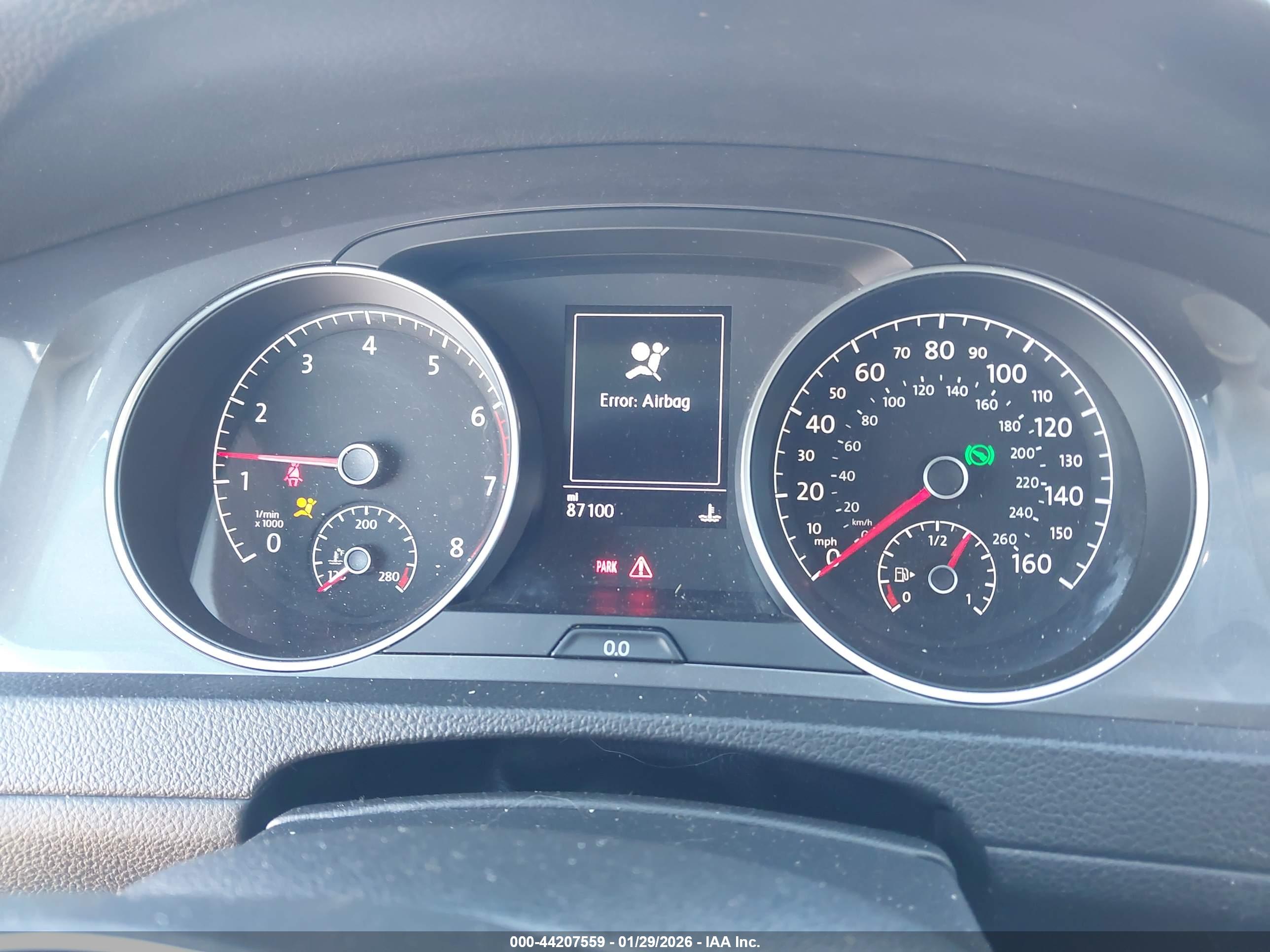 VOLKSWAGEN GOLF image 7