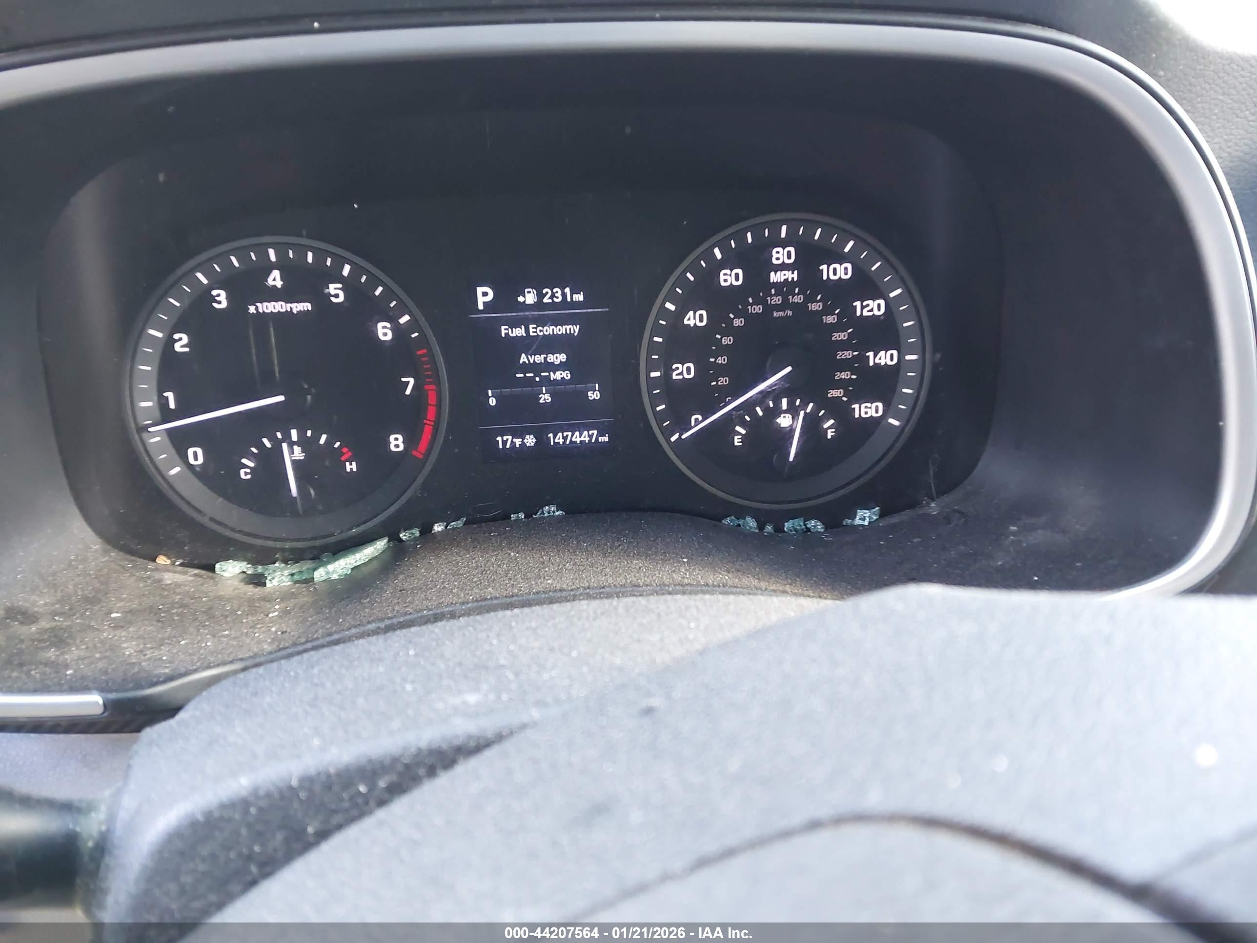 HYUNDAI TUCSON image 7