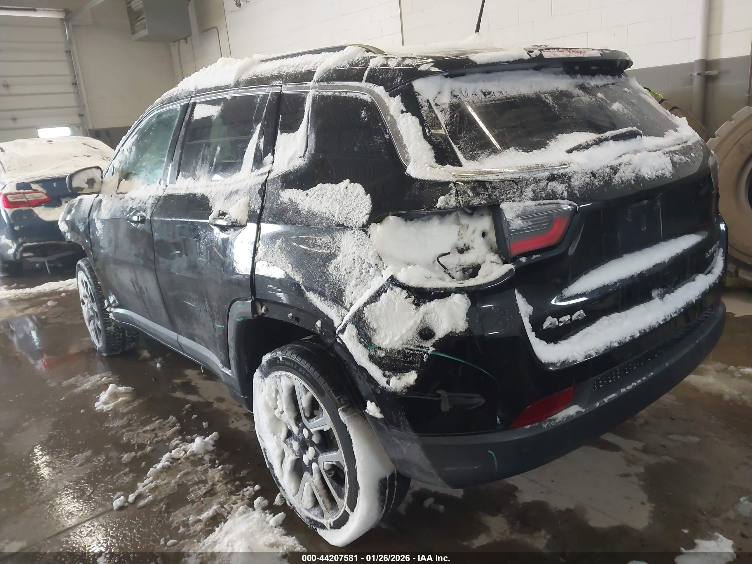 JEEP COMPASS image 3