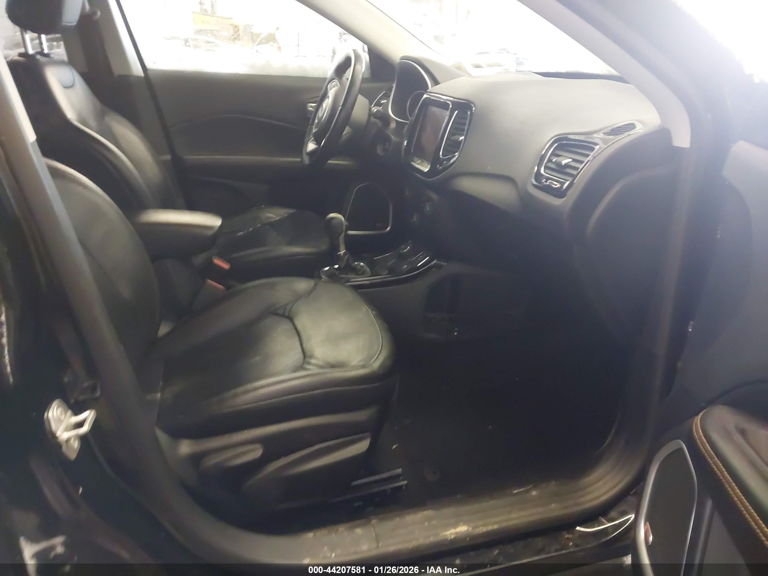 JEEP COMPASS image 5