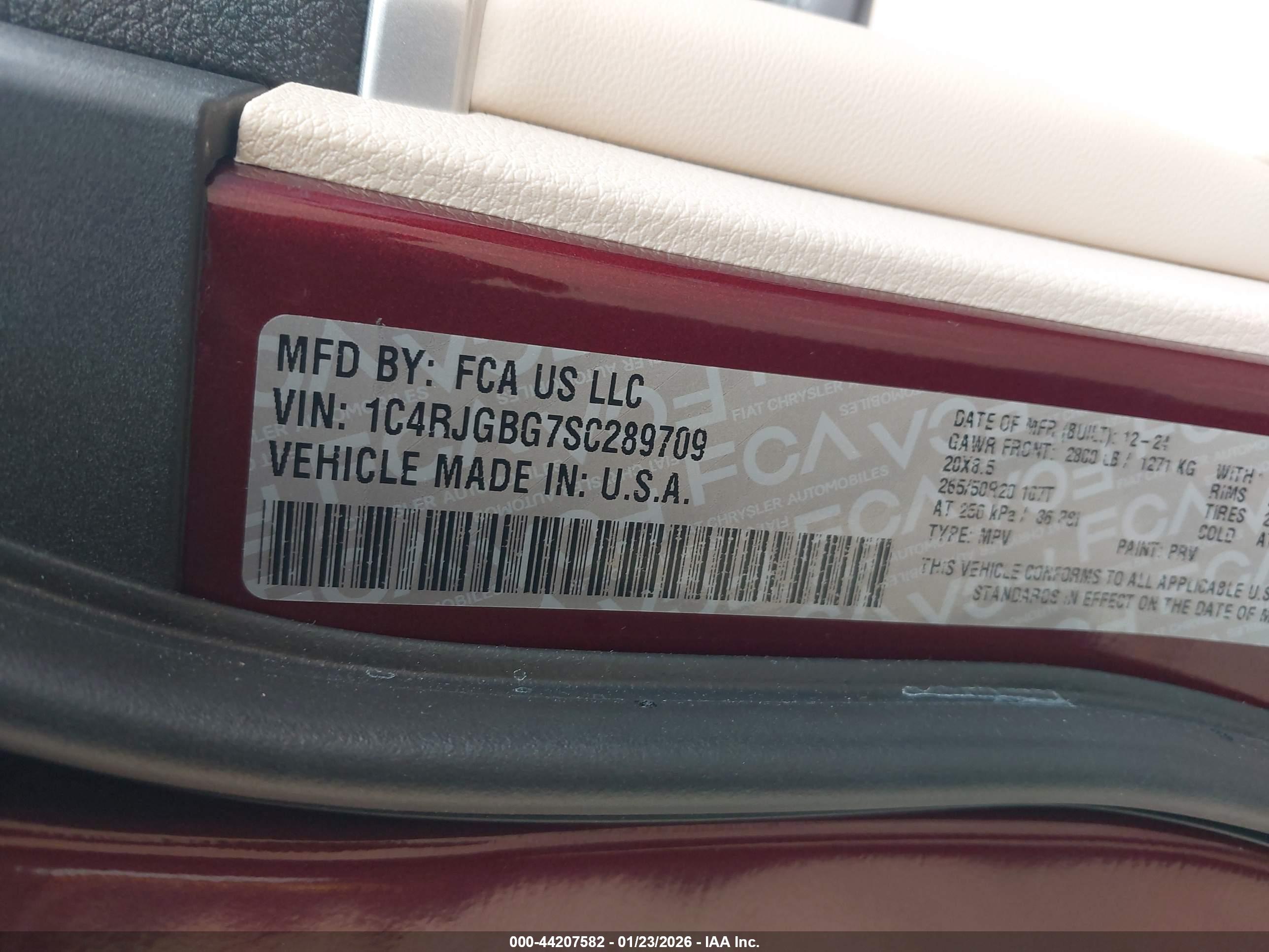 JEEP GRAND image 9