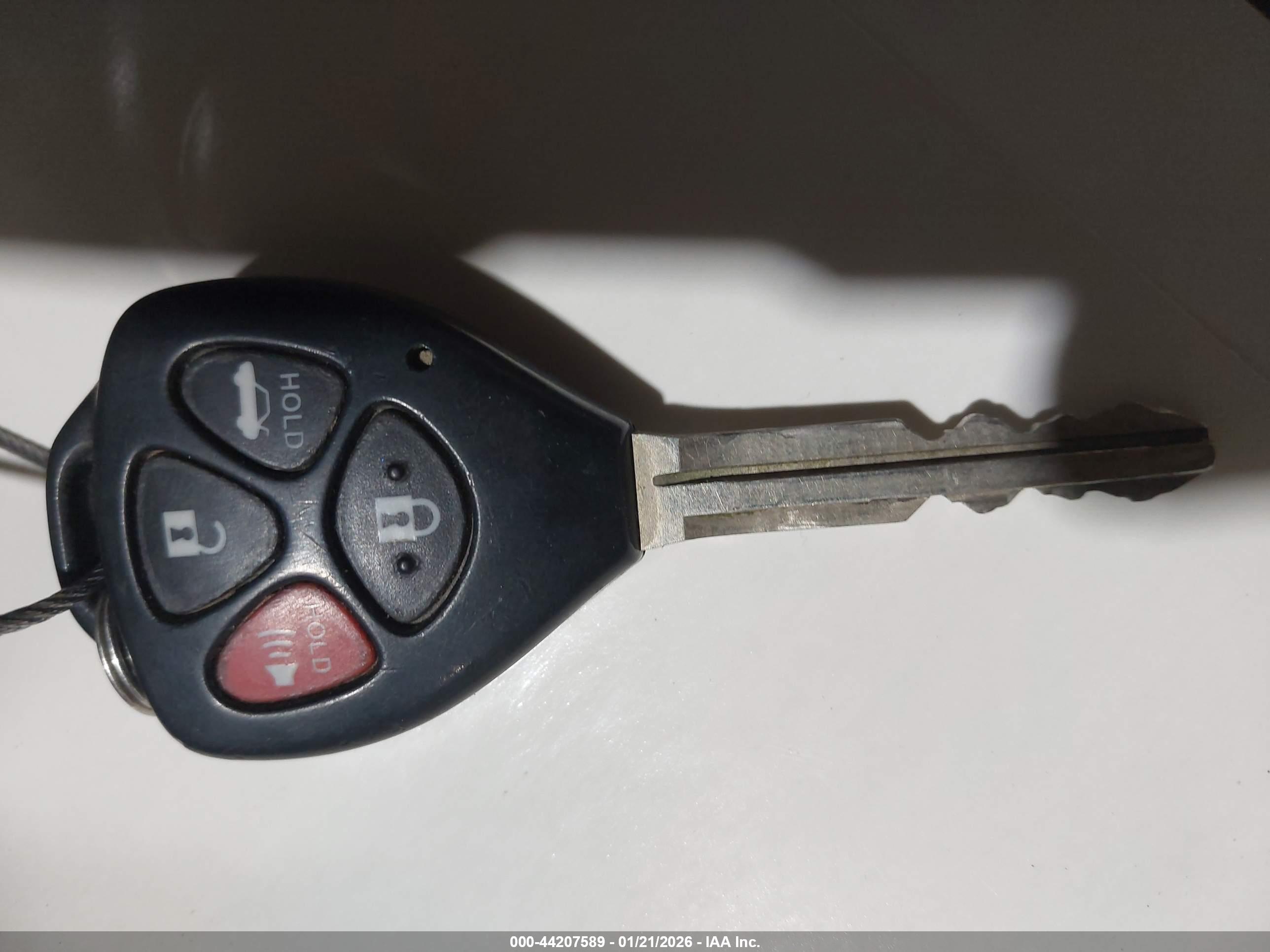 TOYOTA COROLLA image 11