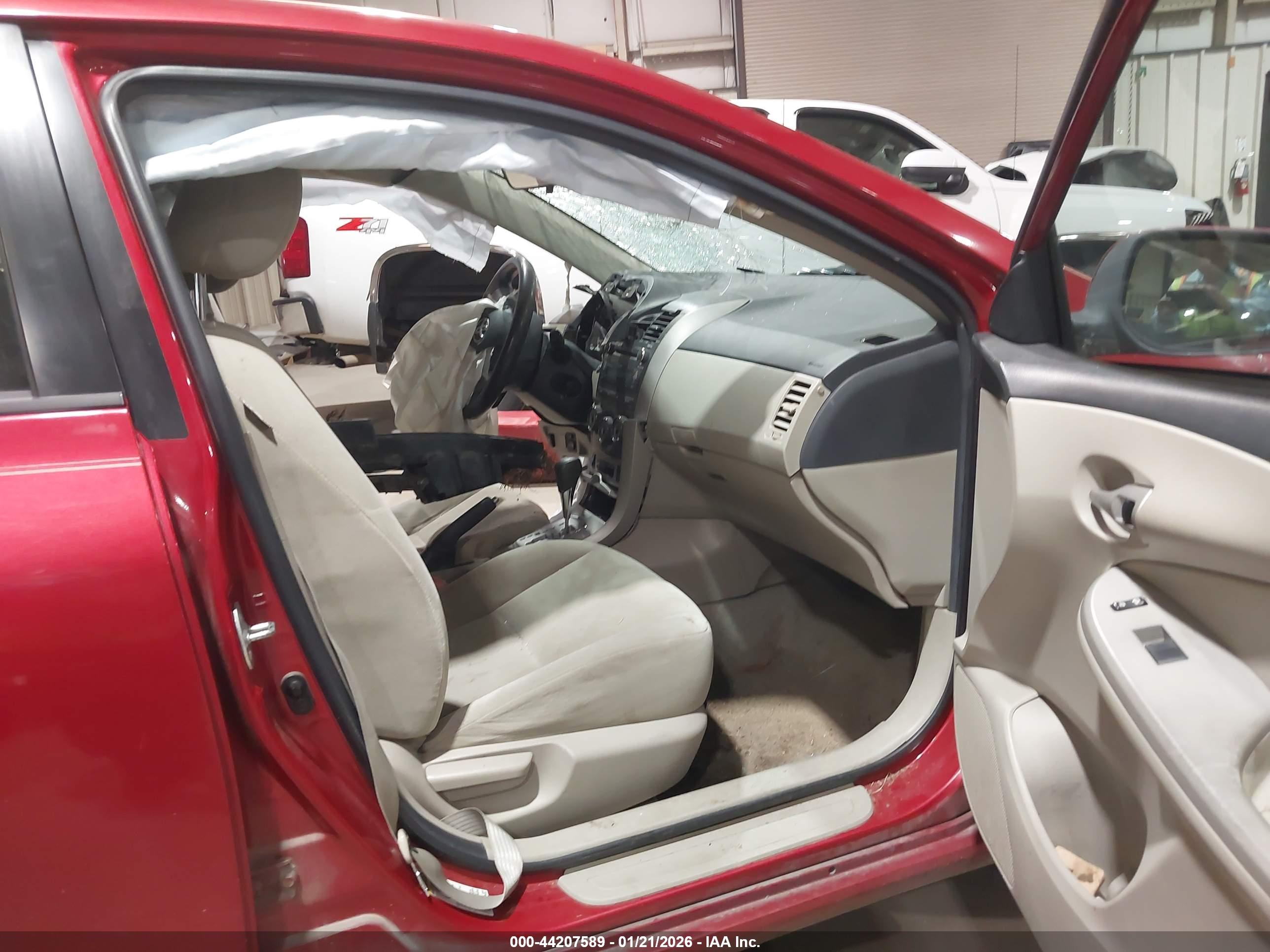 TOYOTA COROLLA image 5