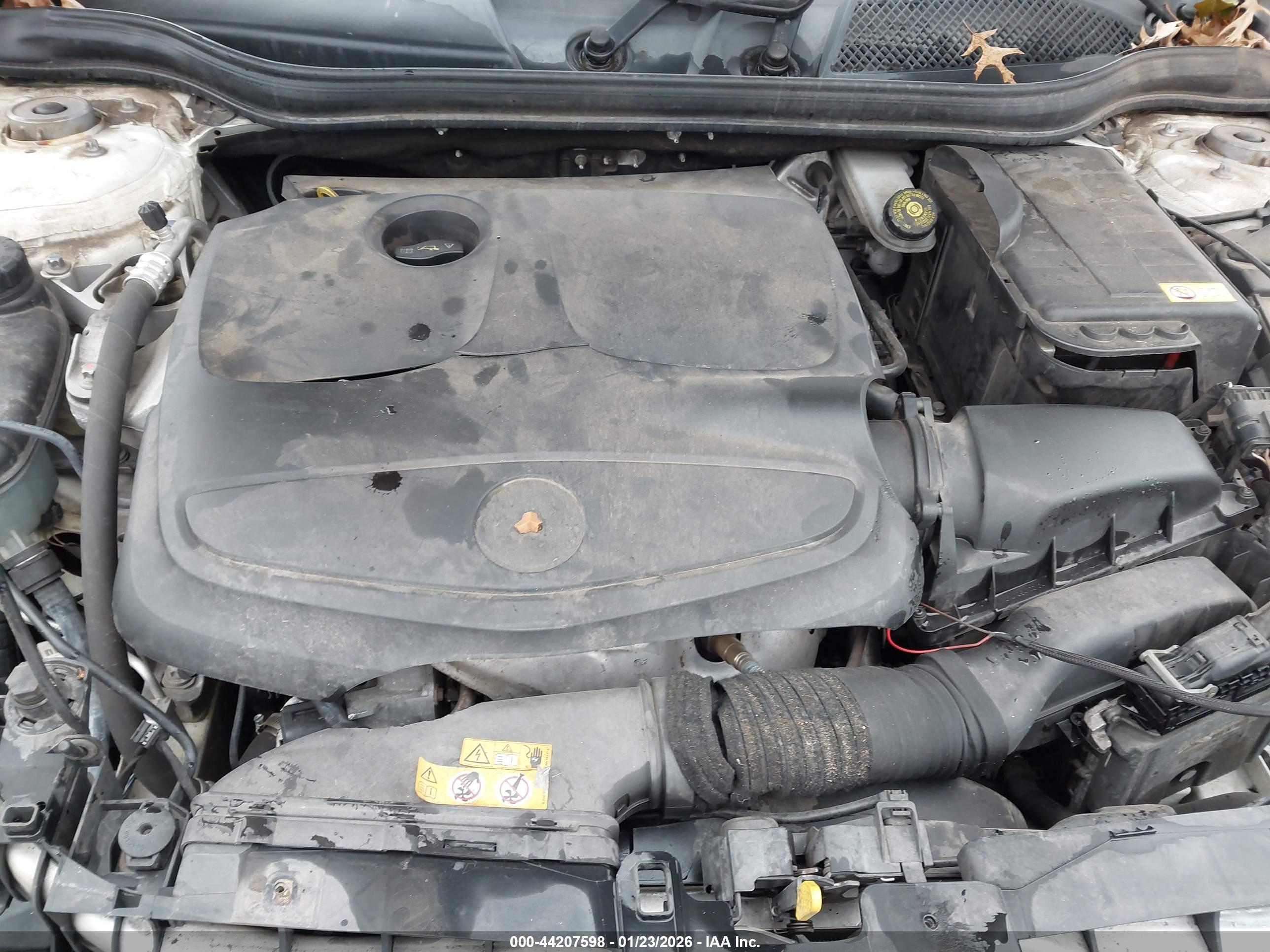 MERCEDES-BENZ CLA image 10