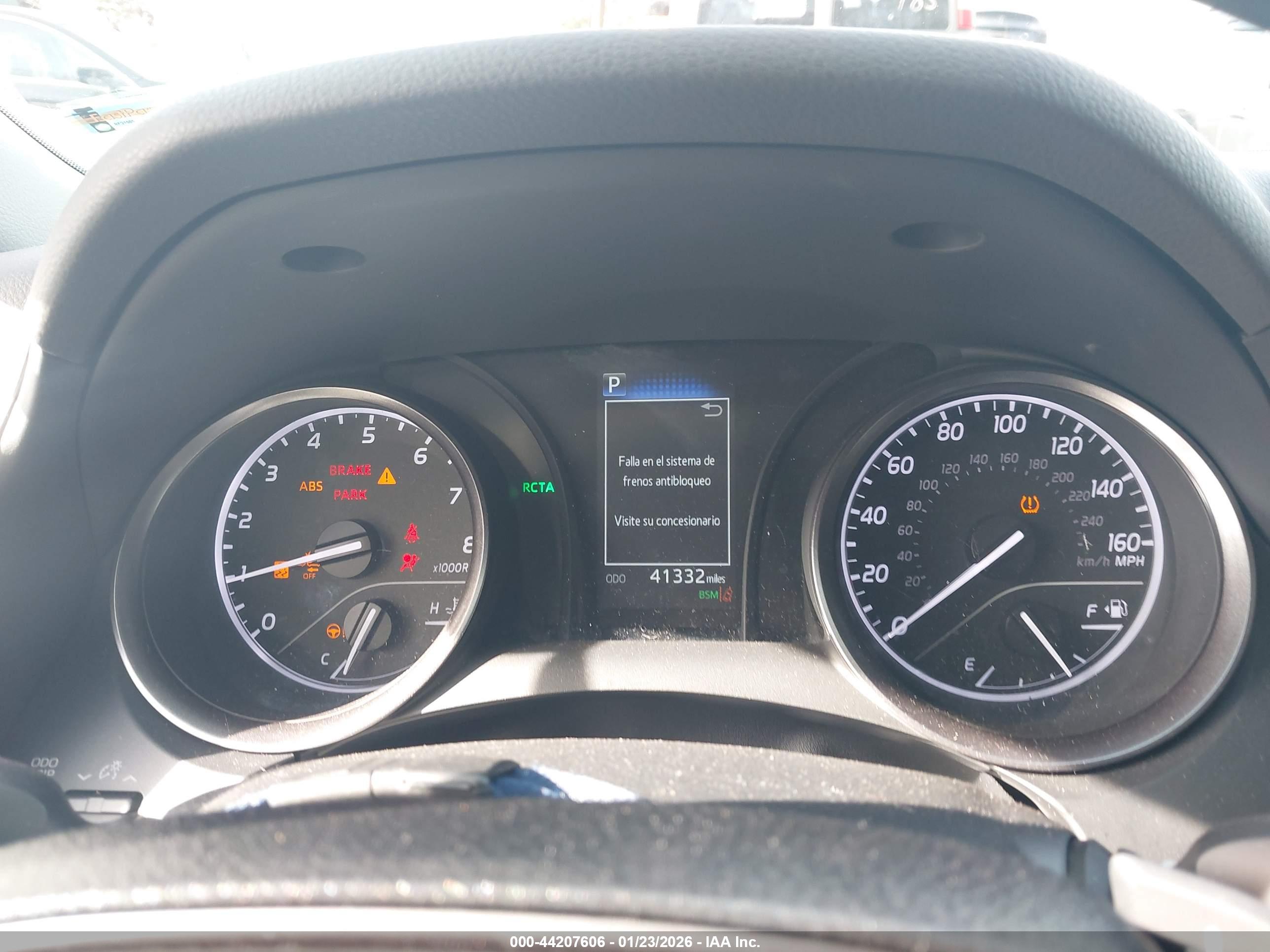 TOYOTA CAMRY image 7