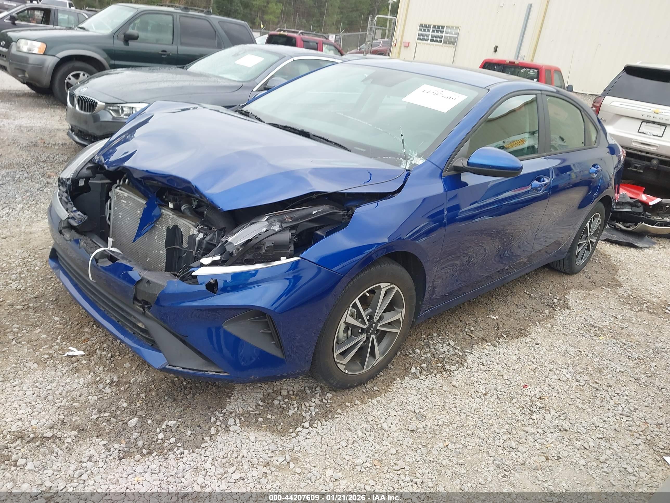 KIA FORTE image 2