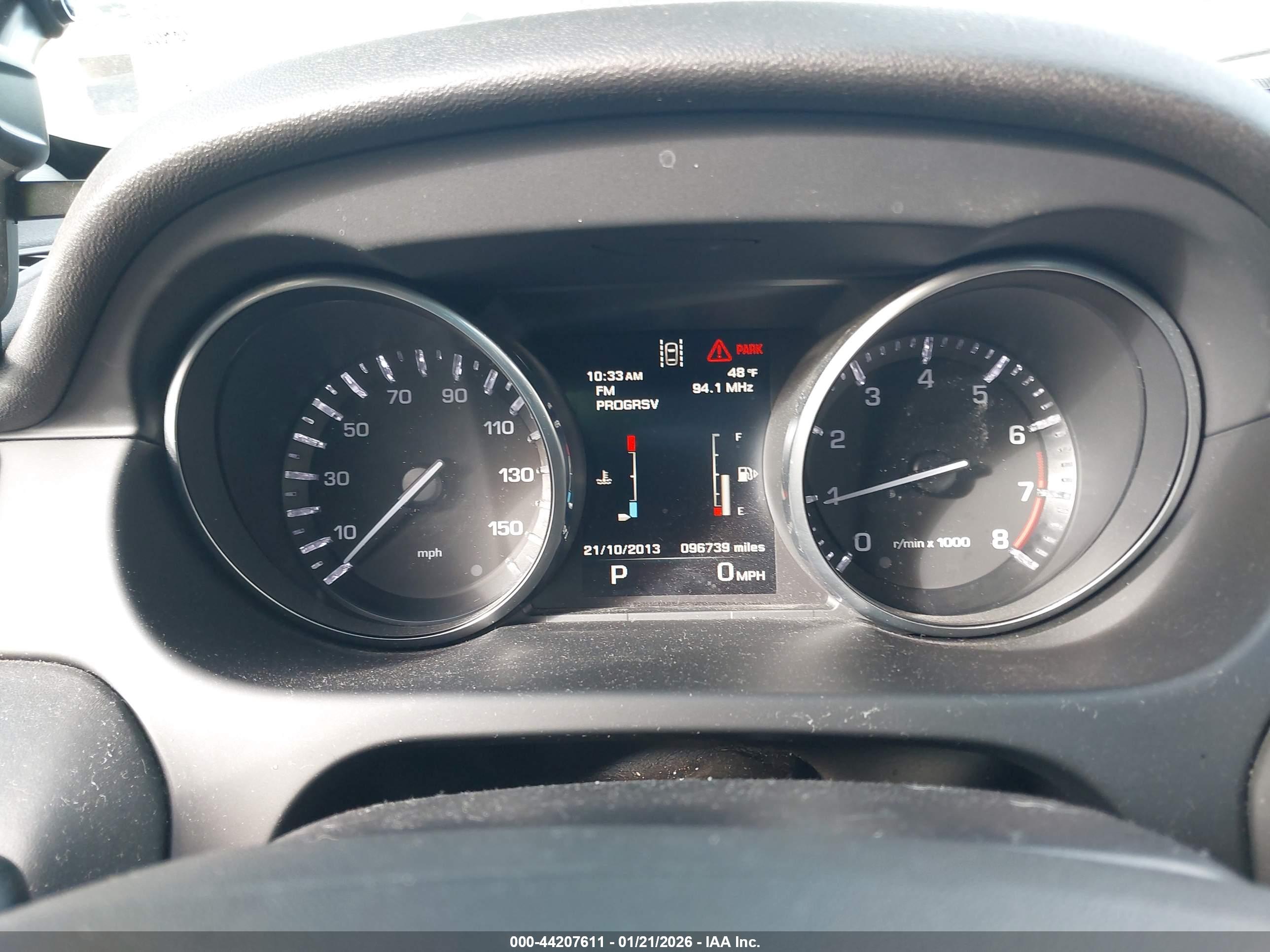 LAND ROVER image 7
