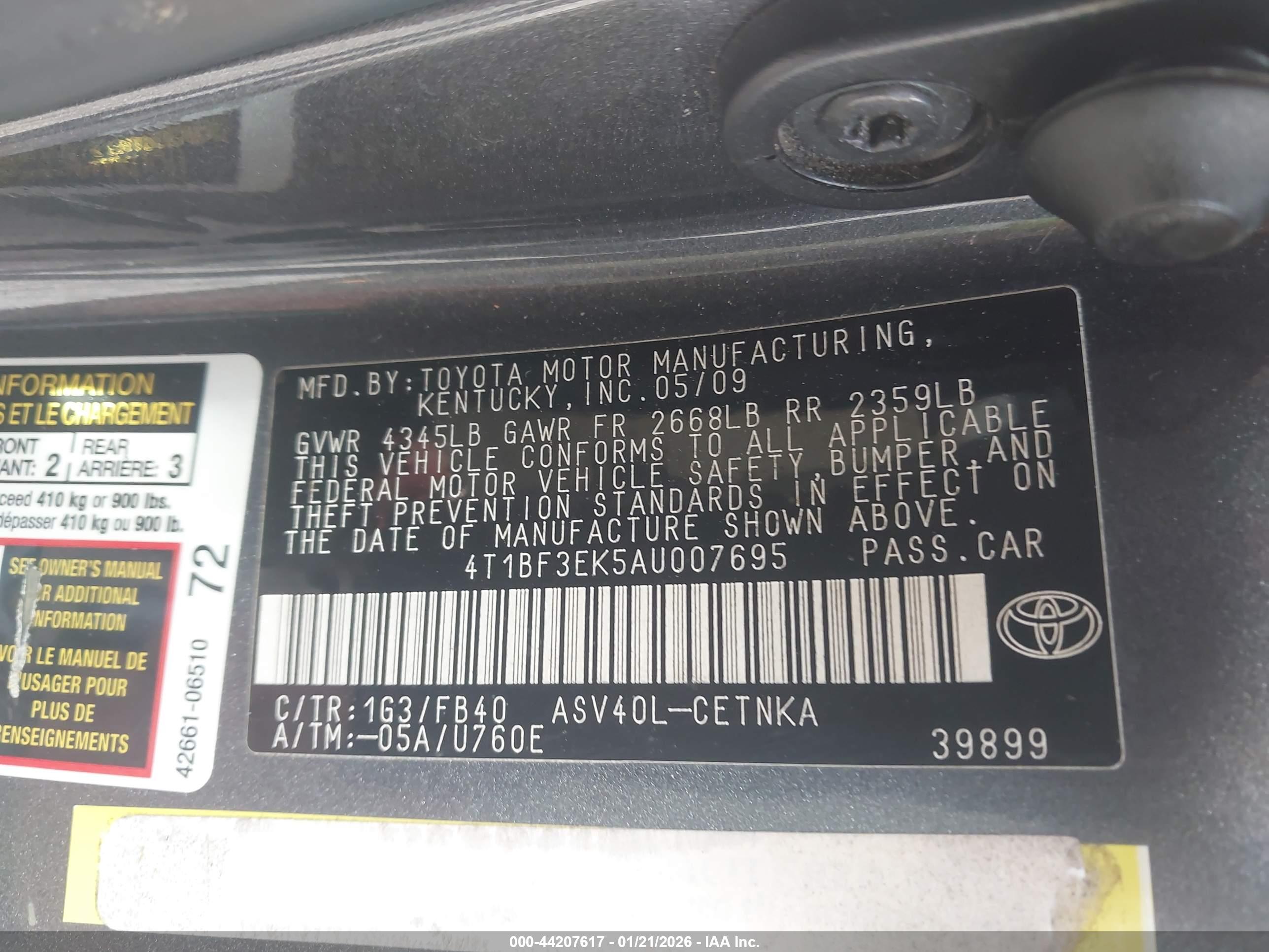 TOYOTA CAMRY image 9