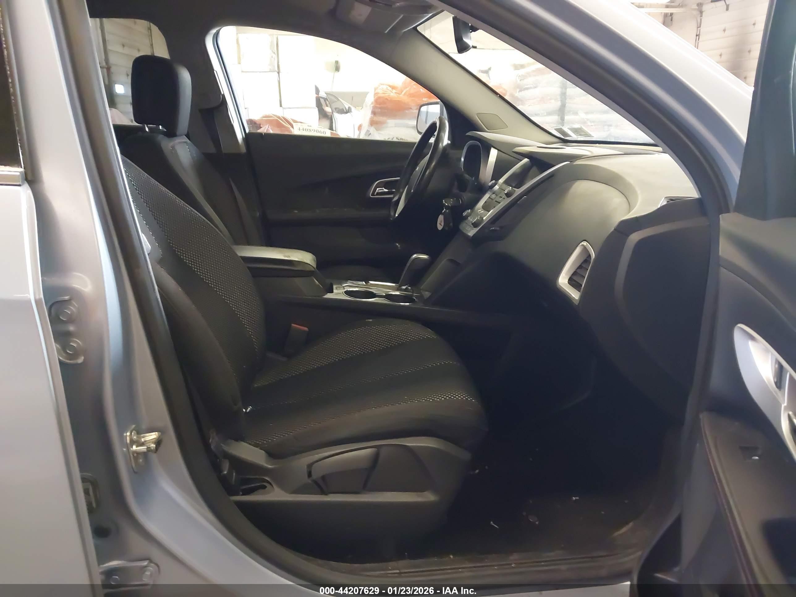 CHEVROLET EQUINOX image 5